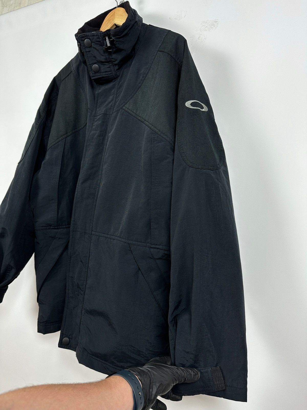 Oakley Vintage Oakley Software Double Logo Gorpcore Style Jacket Size US XL / EU 56 / 4 - 7 Thumbnail