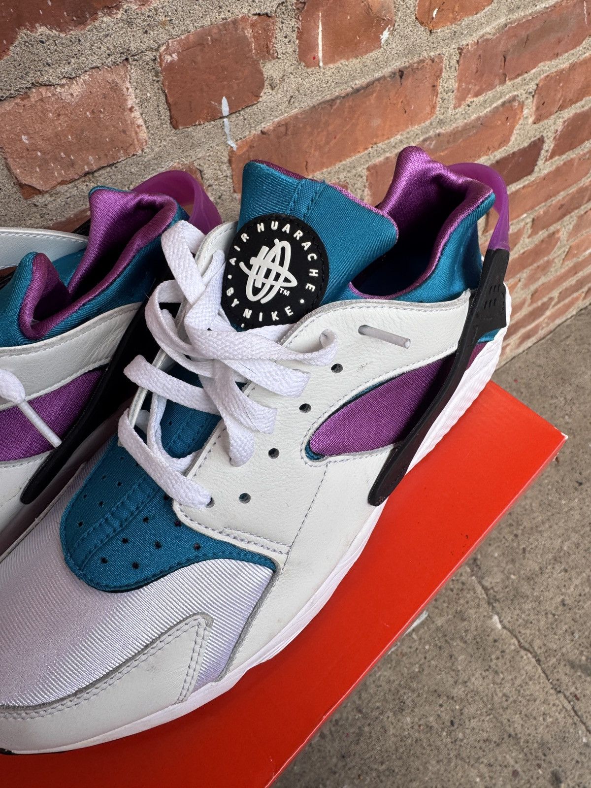 Nike Nike air huarache Size US 11 / EU 44 - 2 Thumbnail