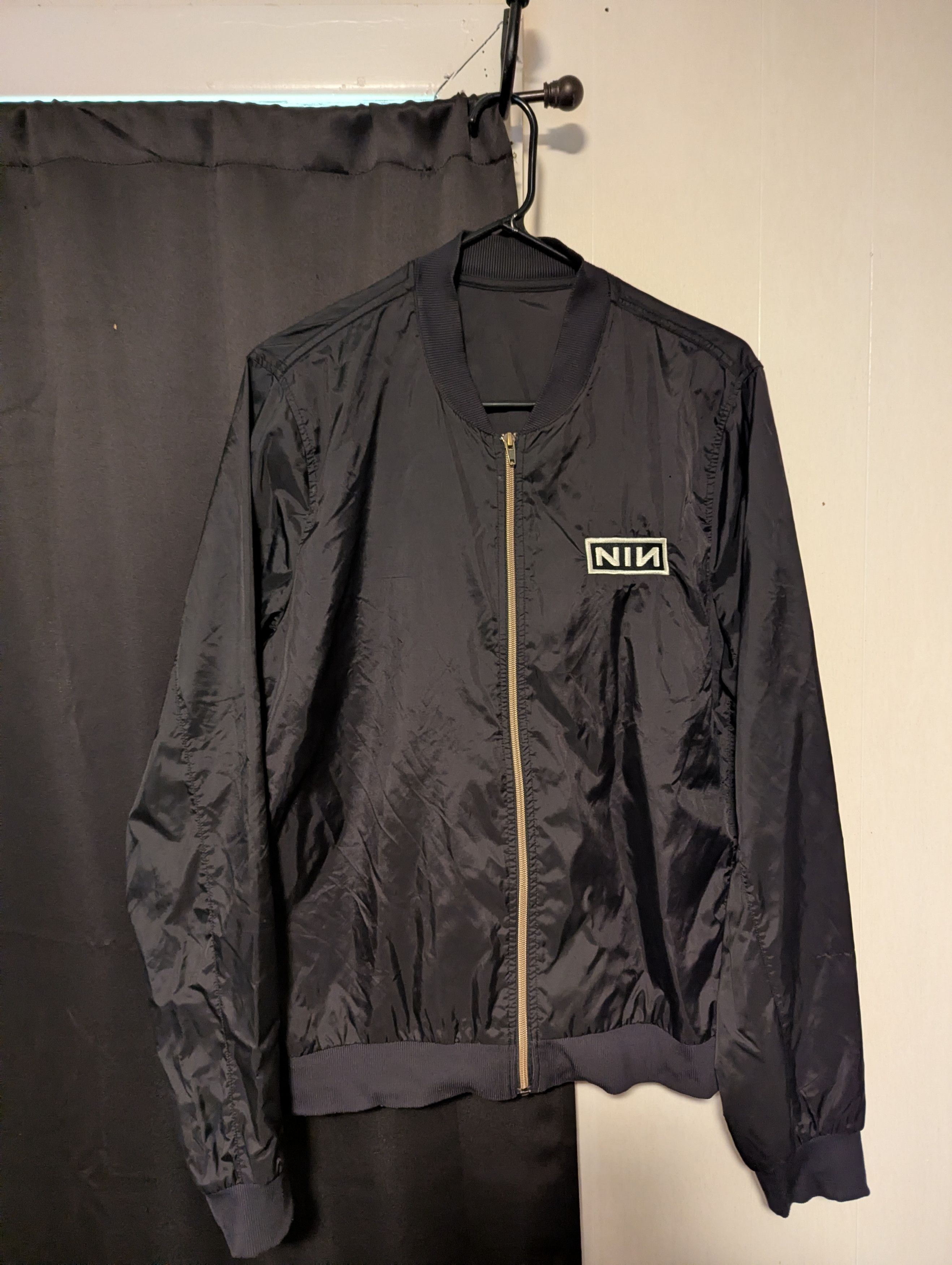 Gildan Nine inch nails - CBI Windbreaker (SMALL) Size US S / EU 44-46 / 1 - 1 Thumbnail