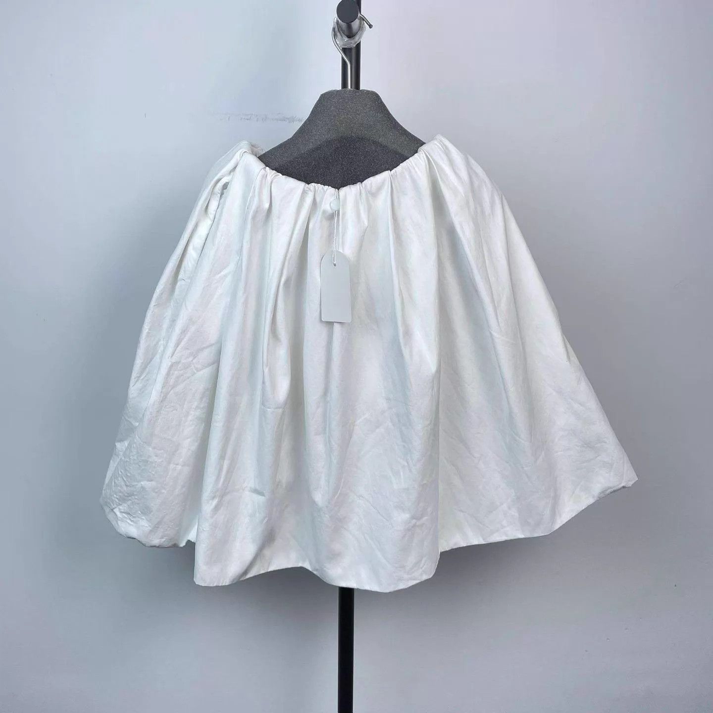 Miu Miu MIU MIU women's white Bud short tutu skirt 40 Size 27" / US 4 / IT 40 - 3 Thumbnail