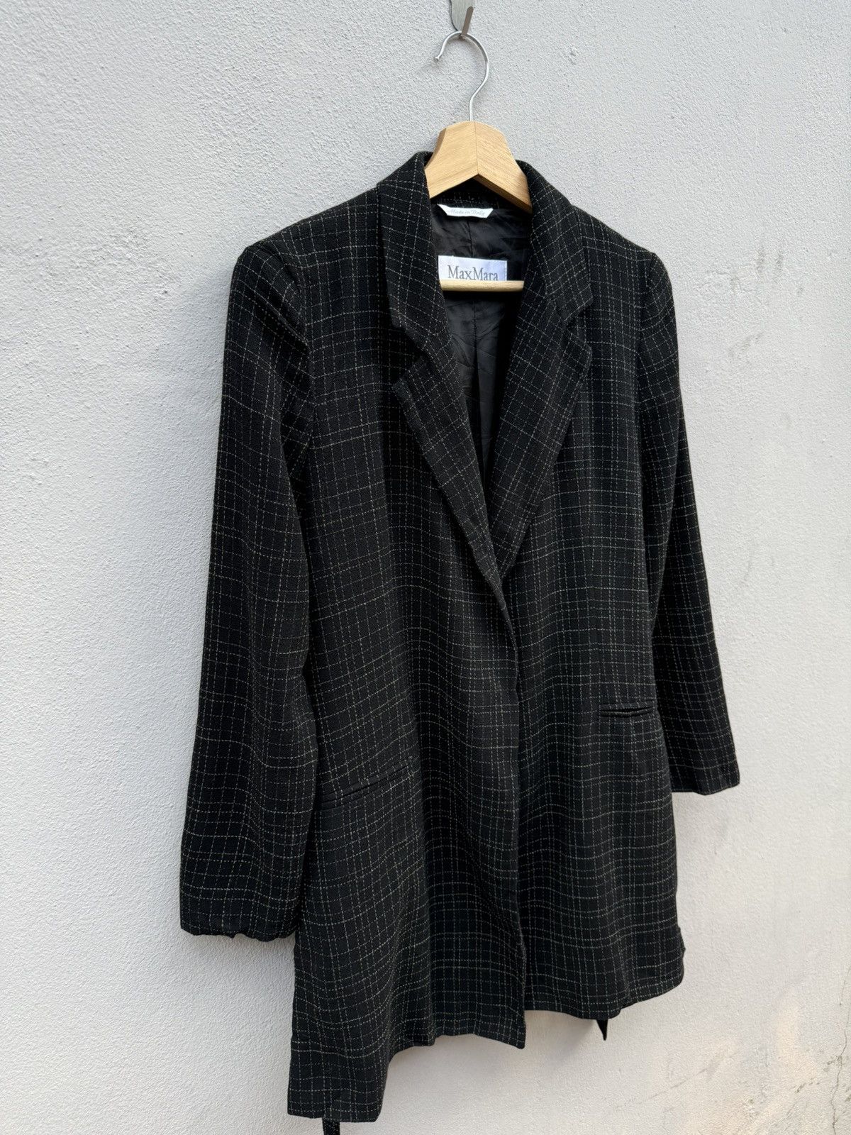 Max Mara MAX MARA Virgin Wool Tweed Long Jacket “Made in ITALY” Size XS / US 0-2 / IT 36-38 - 2 Thumbnail