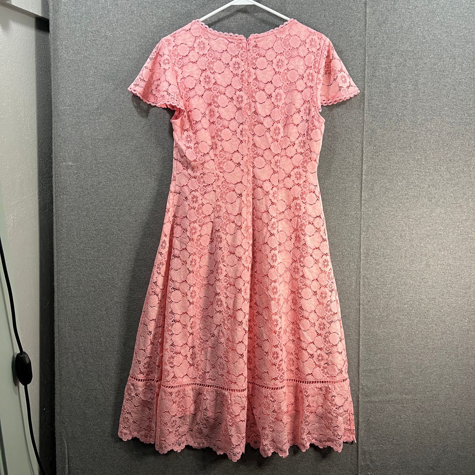 Isaac Mizrahi Isaac Mizrahi Live Regular Lace Dress with Lattice Trim Size S / US 4 / IT 40 - 2 Thumbnail
