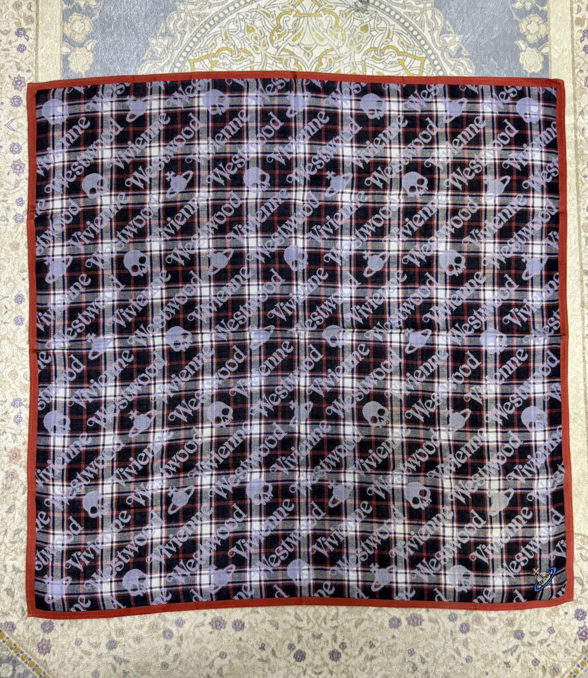 Vivienne Westwood ‼️Combo Vivienne Westwood Handkerchief‼️ Size ONE SIZE - 3 Thumbnail