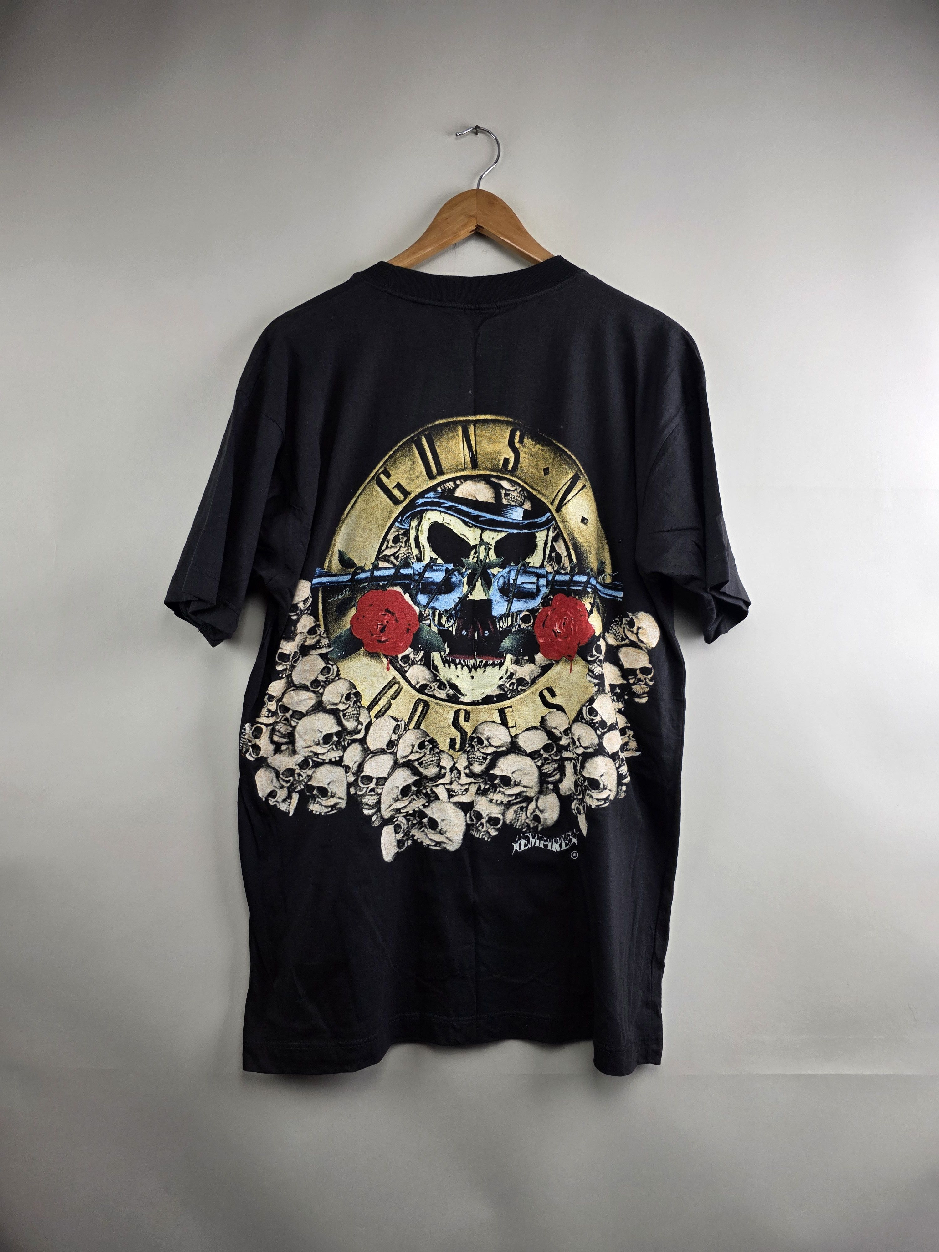 Band Tees × Guns N' Roses × Vintage 90s Guns N Roses full print XL 23" 30.5" Size US XL / EU 56 / 4 - 5 Thumbnail