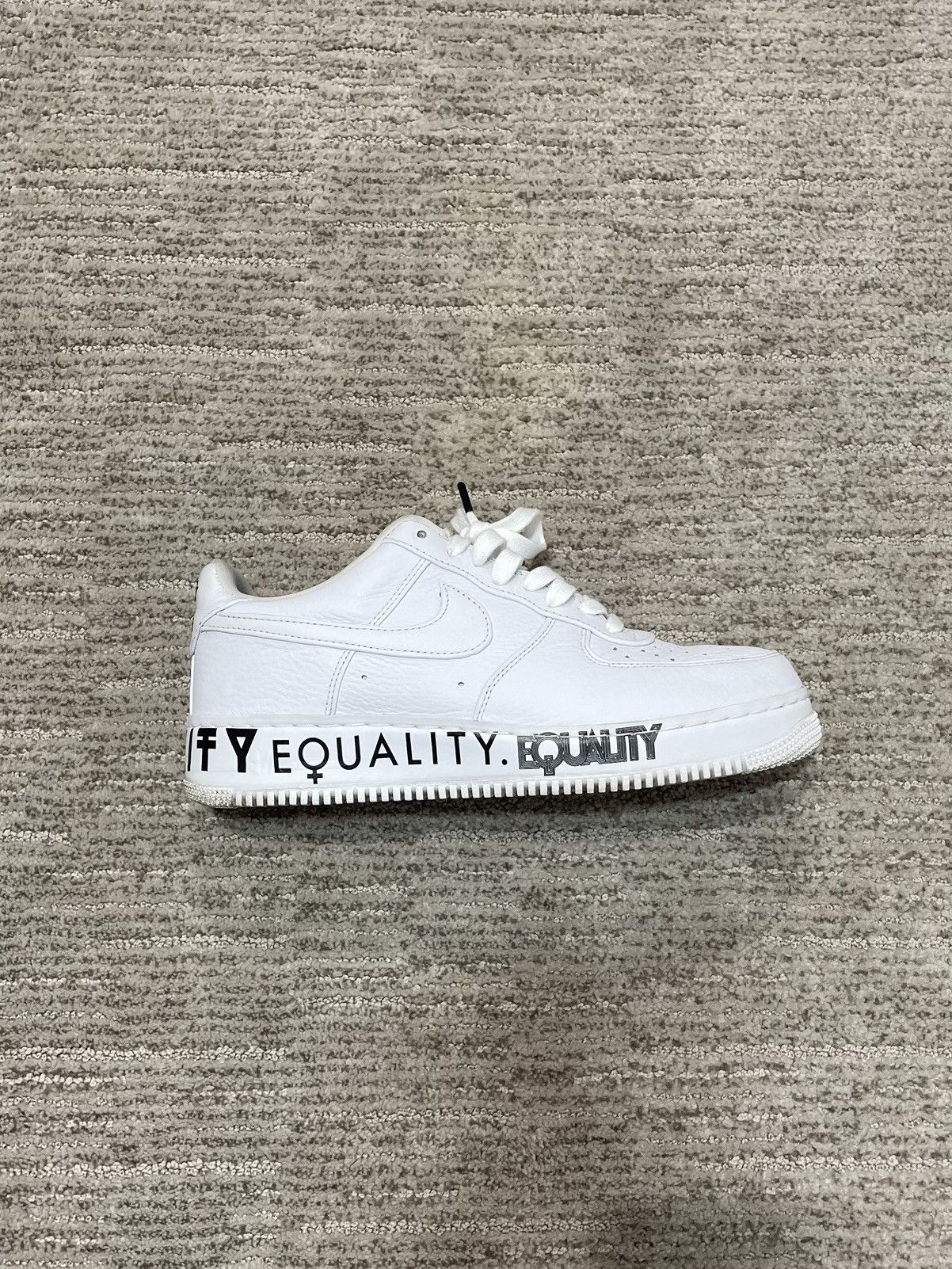 Nike Air Force One Low Equality Size US 9.5 / EU 42-43 - 2 Thumbnail