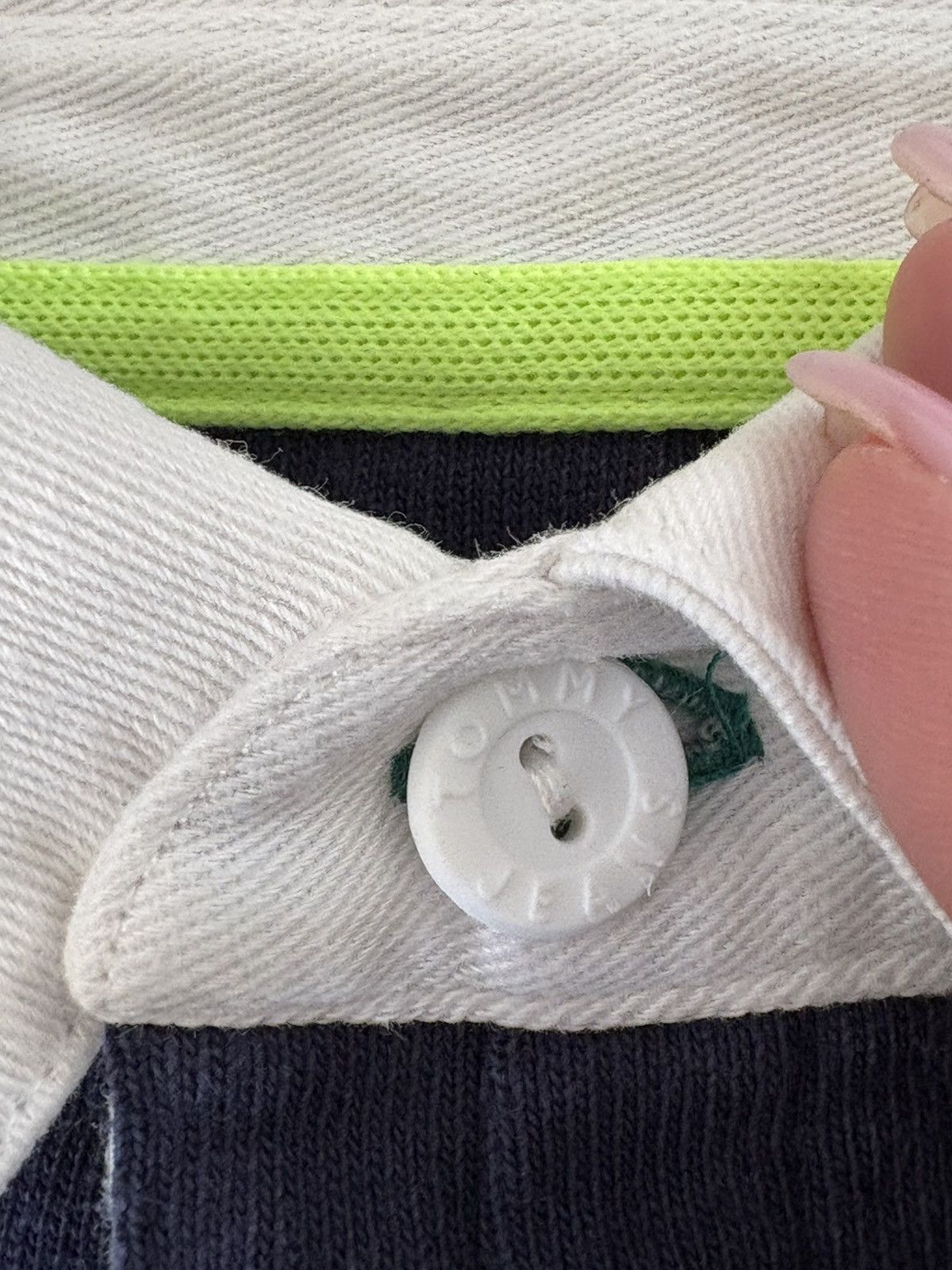 Tommy Hilfiger Vintage Tommy Hilfiger 1/4 Button Up Rugby Polo Shirt Size US S / EU 44-46 / 1 - 4 Thumbnail