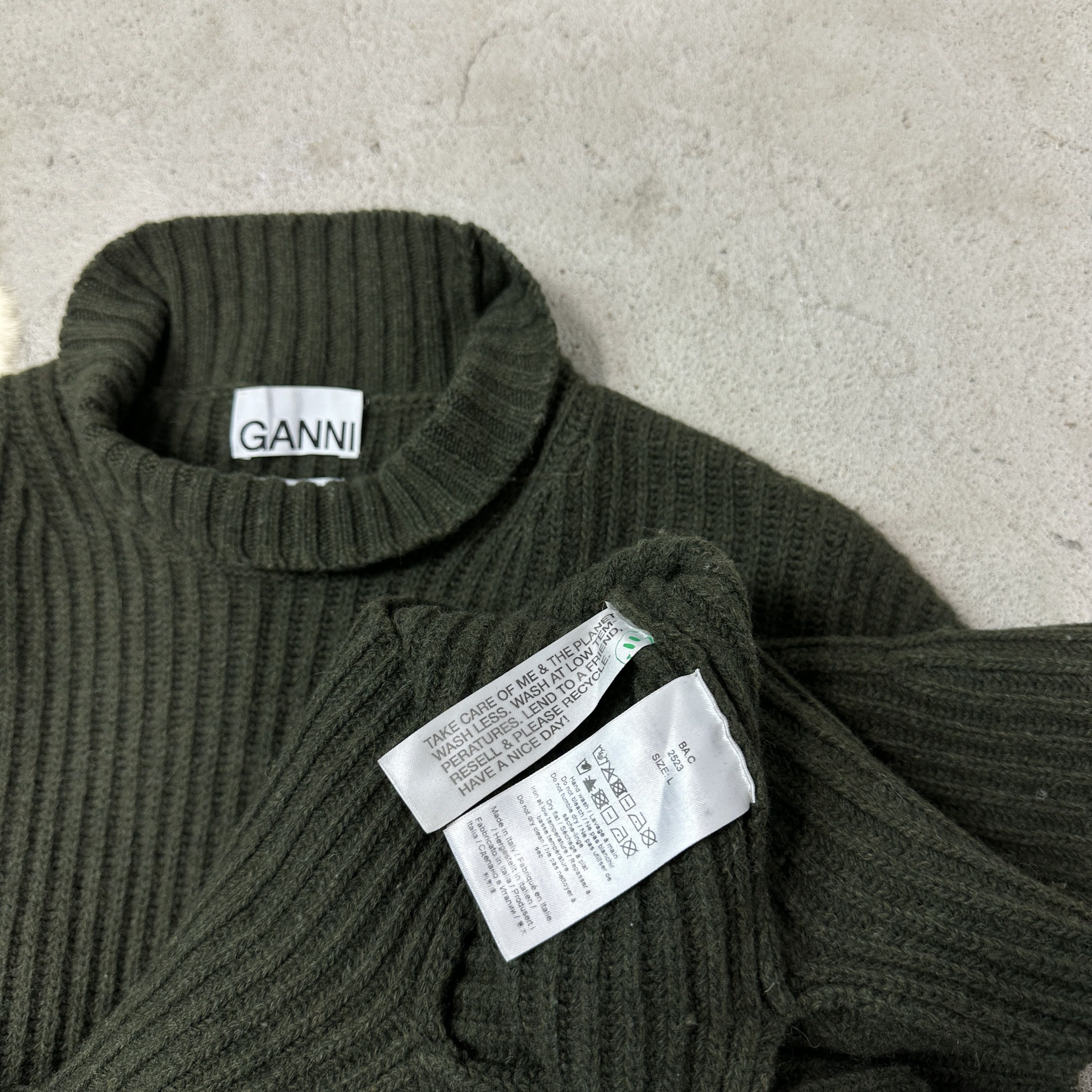 Ganni Vintage Streetwear Ganni Turtleneck Sleeveless Sweater Y2K Size M / US 6-8 / IT 42-44 - 4 Thumbnail