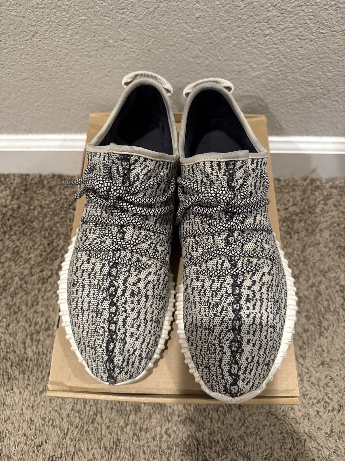 Adidas Adidas Yeezy Boost 350 Turtle Dove 2015 Size US 10 / EU 43 - 1 Thumbnail