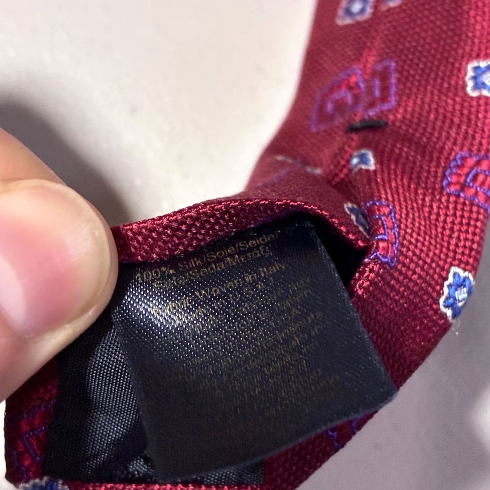 Brooks Brothers Brooks Brothers Geometric Medallion Silk Necktie Mens Red Burgundy Pattern Tie Size ONE SIZE - 4 Thumbnail