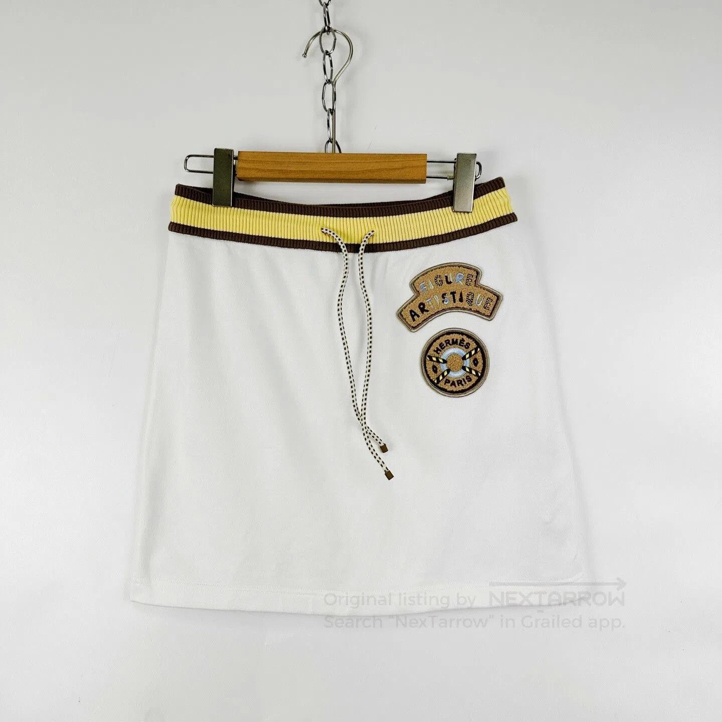 Hermes Hermes Embroidered Logo Waist-Cinched Skirt. Size 35" - 1 Thumbnail