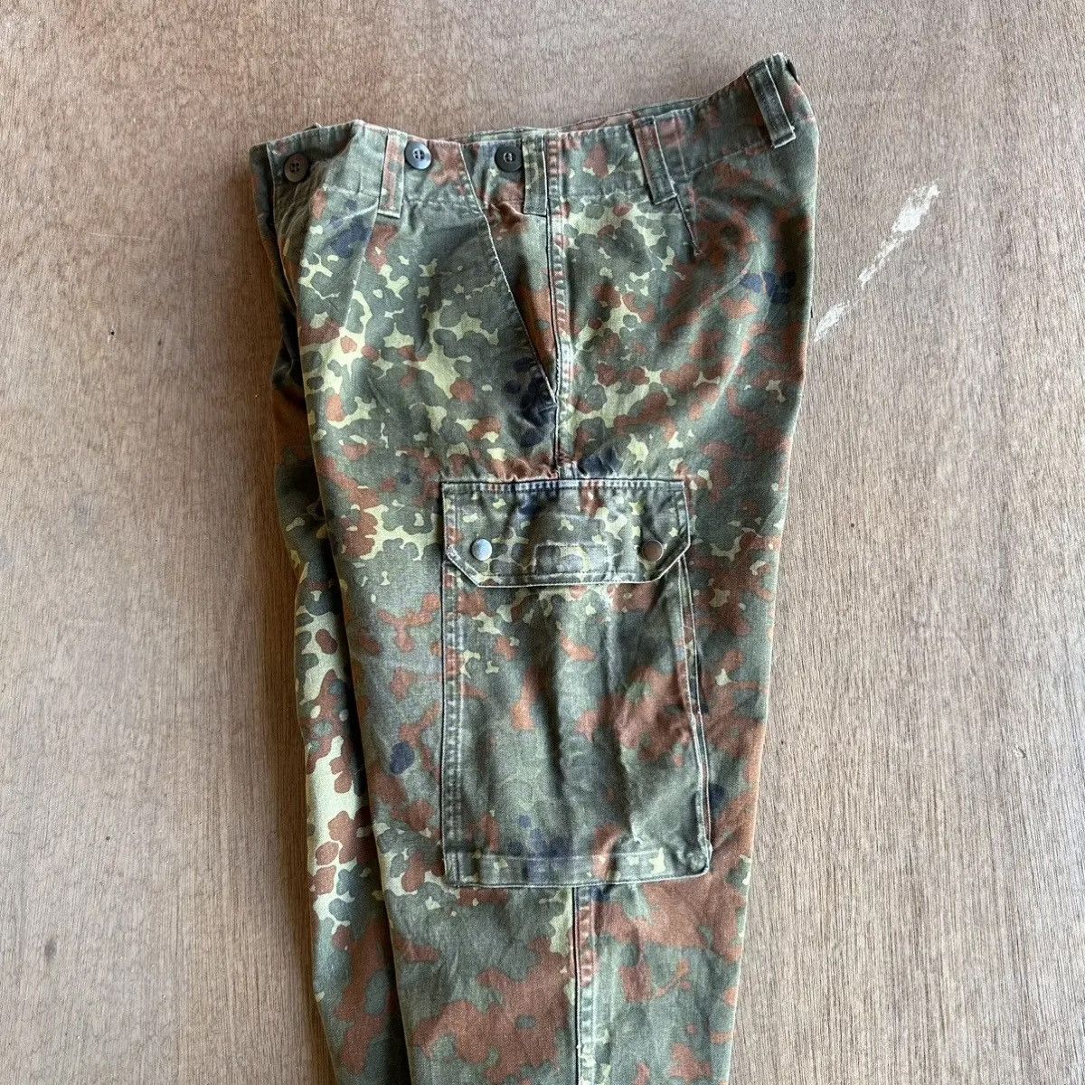 GmbH 90’s Vintage H.WINNEN GMBH German Military Camo Ankle Pants Size US 29 - 13 Thumbnail