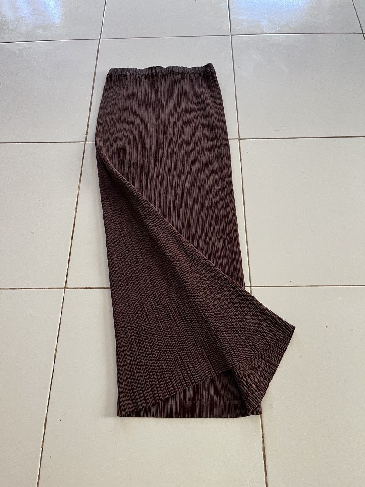 Pleats Please Issey Miyake Brown Issey miyake pleats 1990 Size 28" / US 6 / IT 42 - 1 Thumbnail