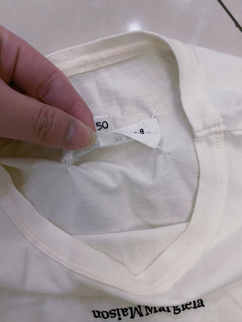 Maison Margiela Maison Margiela Reverse Logo Letter Classic Short Sleeve Size US M / EU 48-50 / 2 - 5 Thumbnail