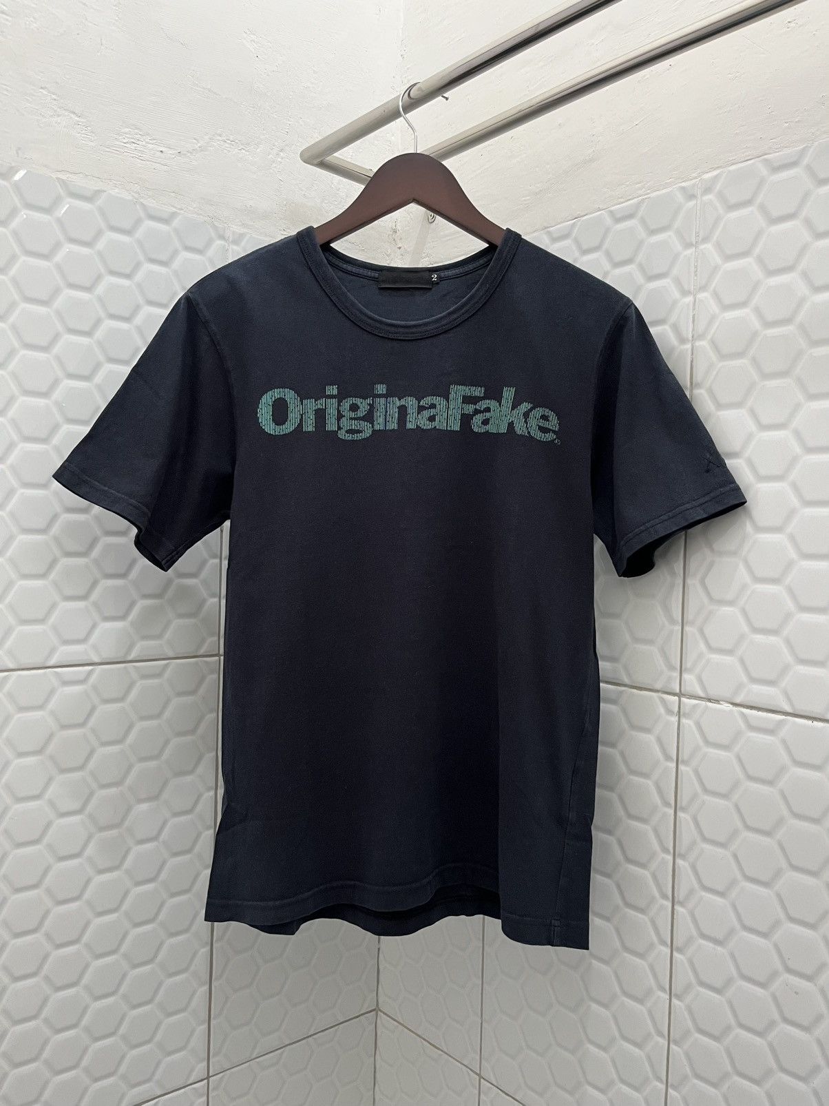 Kaws × Original Fake OriginalFake Spell Out Tee Size US M / EU 48-50 / 2 - 1 Thumbnail