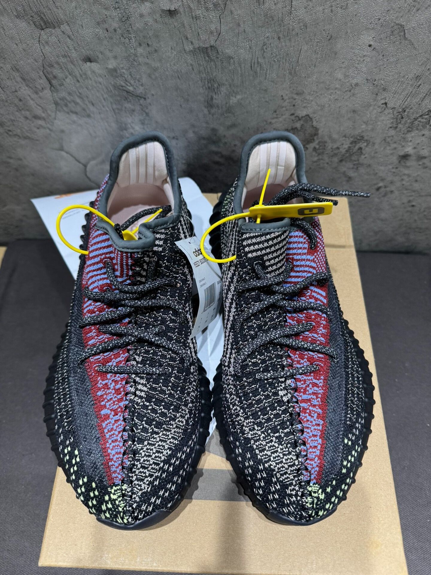 Adidas Adidas YEEZY35 Black Lowtop Sneakers 35 Men Size US 5 / EU 37 - 1 Thumbnail