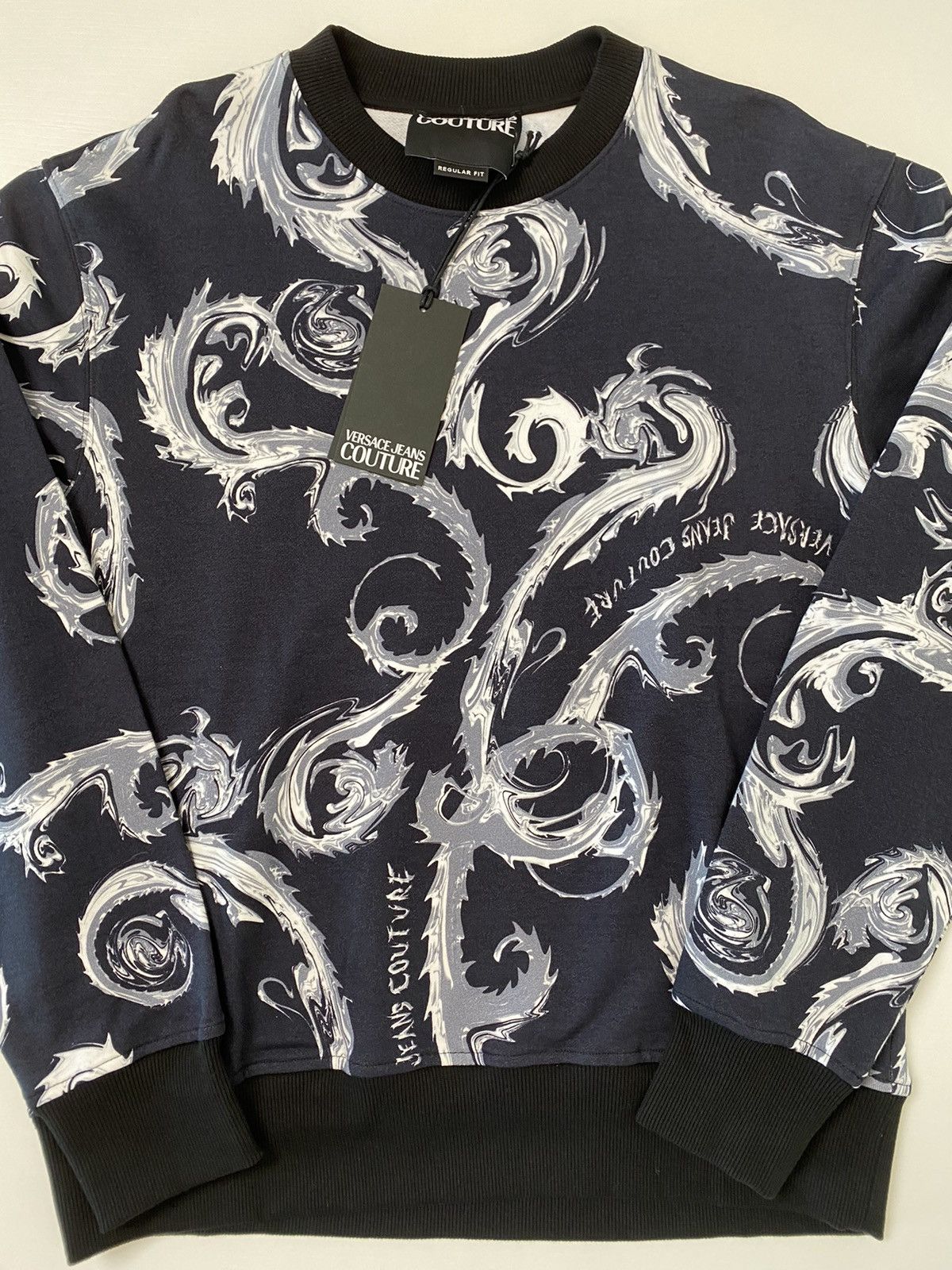 Versace Jeans Couture Versace Jeans Culture Chromo Couture sweatshirt, size M new Size US M / EU 48-50 / 2 - 4 Thumbnail