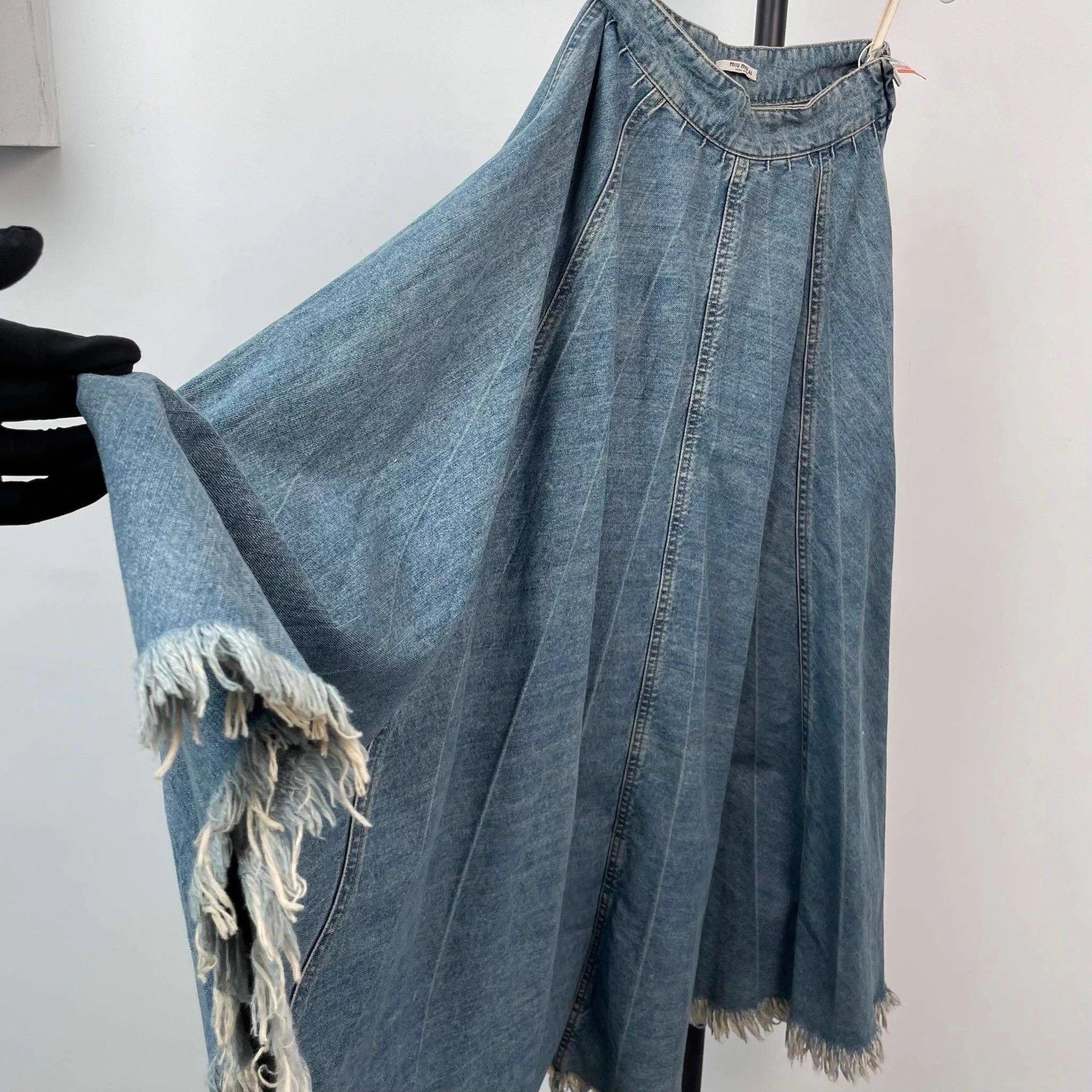 Miu Miu Miu Miu Bloom Denim Skirt Blue 40 Size 28" / US 6 / IT 42 - 3 Thumbnail