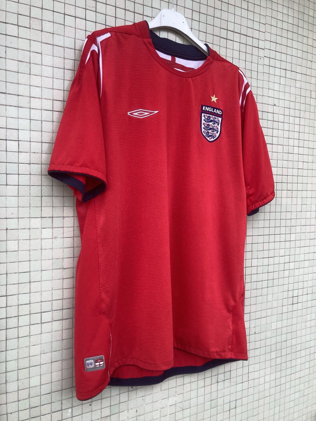 Umbro Red England football tee Size US M / EU 48-50 / 2 - 1 Thumbnail