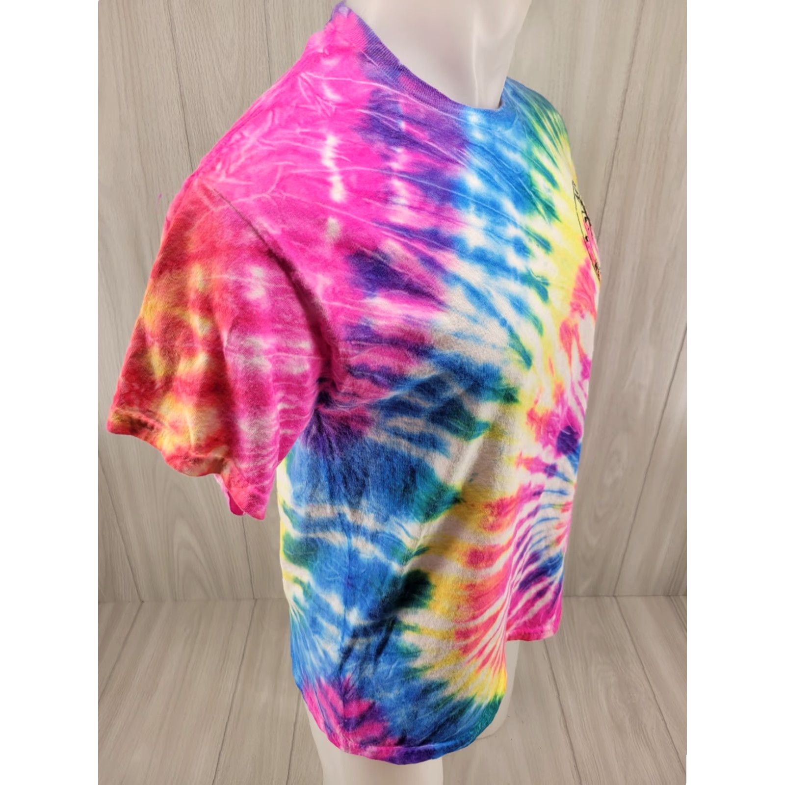 Gildan Antigua West Indies Graphic Print Tiedye Men's T-Shirt Medium Size US M / EU 48-50 / 2 - 7 Thumbnail