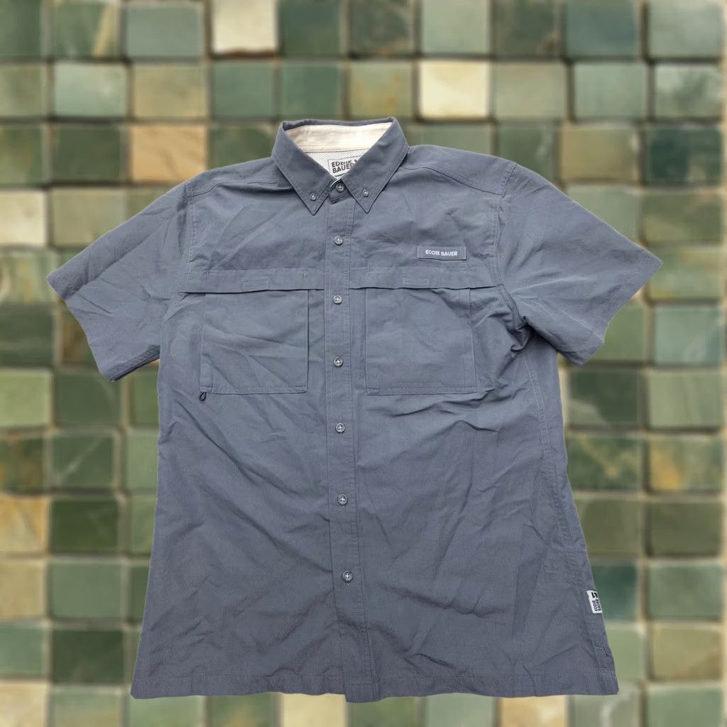 Eddie Bauer Eddie Bauer Shirt Mens Medium Gray Short Sleeve Button-Up Outdoor Pocketed Breathable Lightweight Size US M / EU 48-50 / 2 - 1 Thumbnail