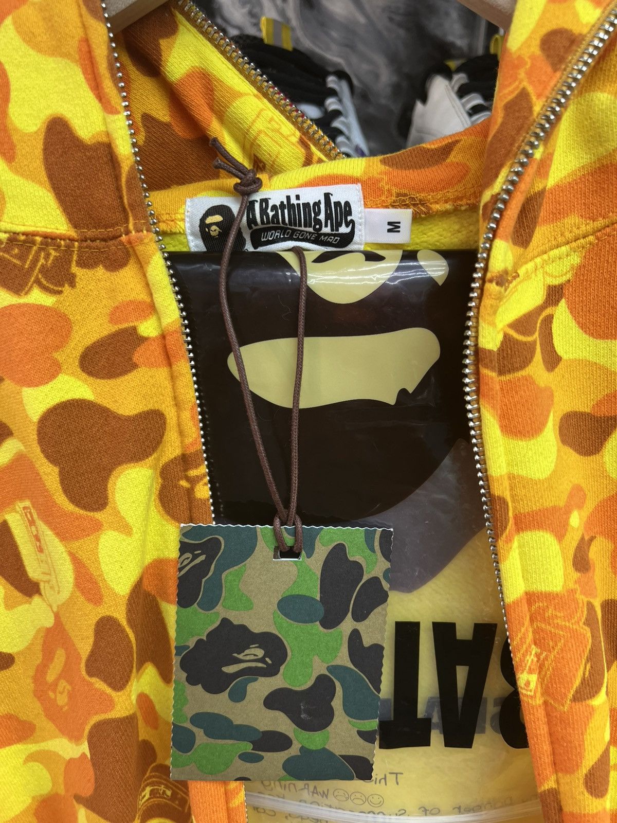 Bape Bape shark Hoodie Size US M / EU 48-50 / 2 - 6 Thumbnail