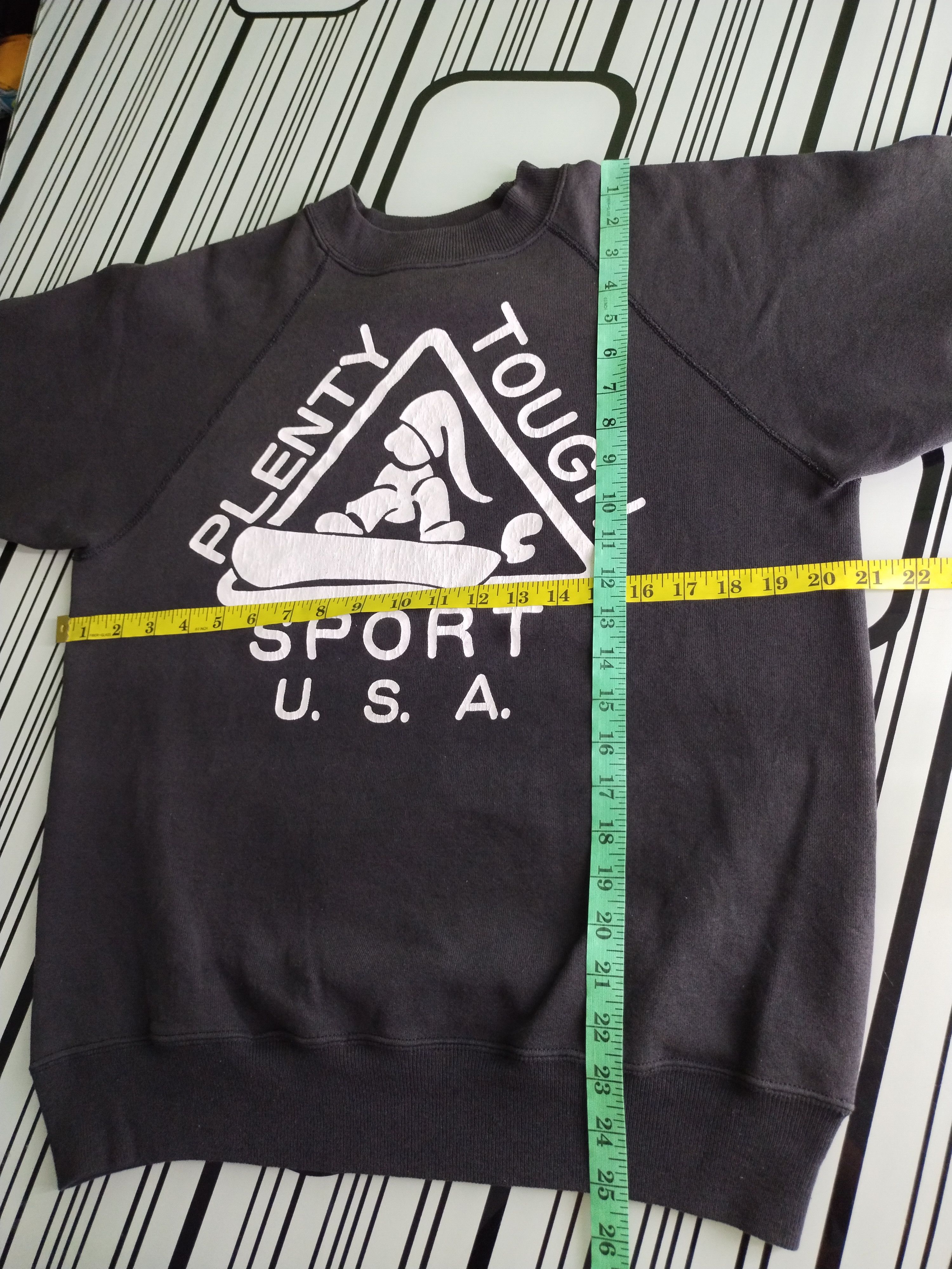 Vintage Vintage 90's Plenty Tough Sport USA Big Logo Sweatshirt Size US M / EU 48-50 / 2 - 8 Thumbnail