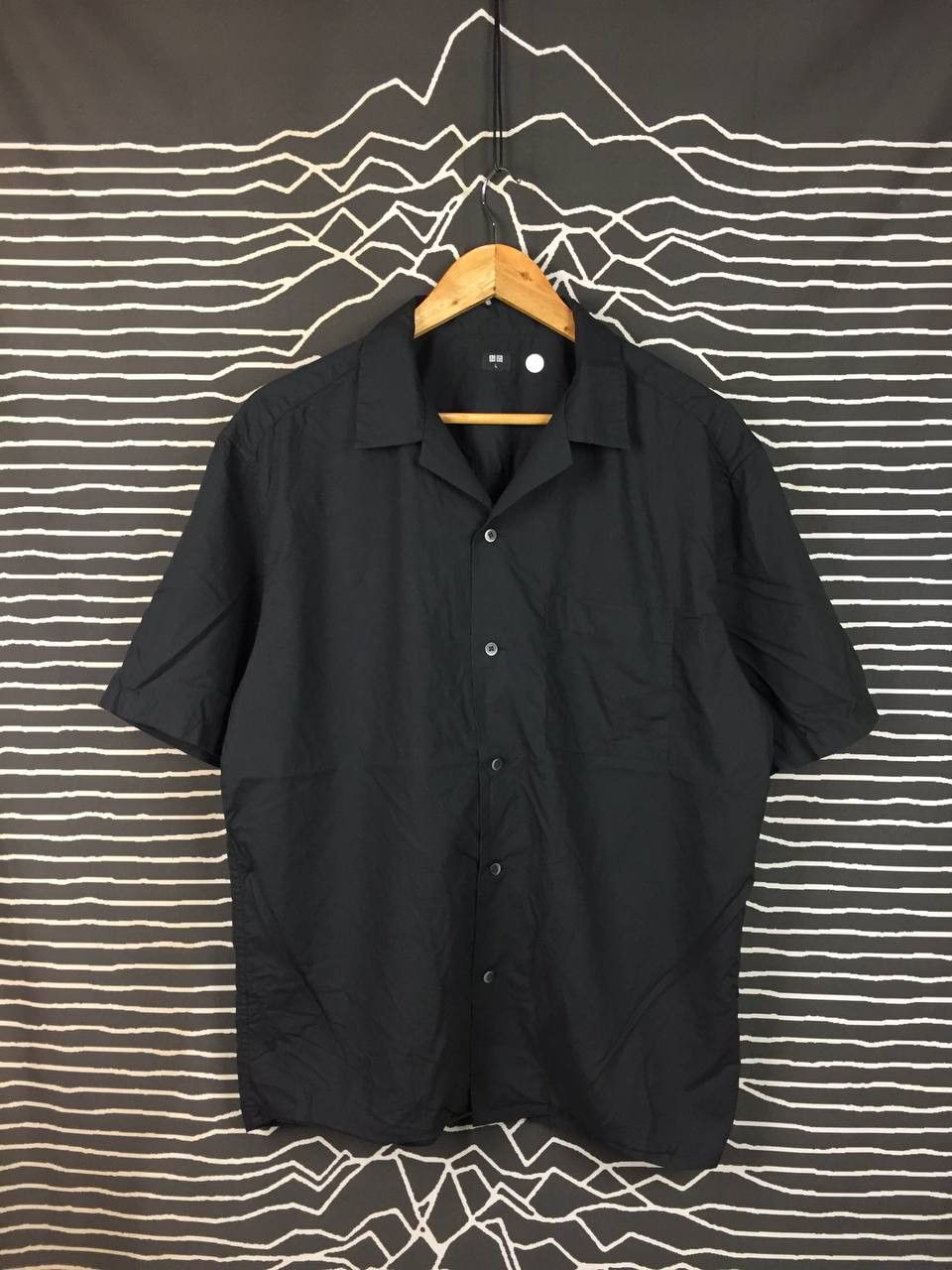 Uniqlo Uniqlo Black Open Collar Short Sleeve Button Up Shirt Size US L / EU 52-54 / 3 - 2 Thumbnail