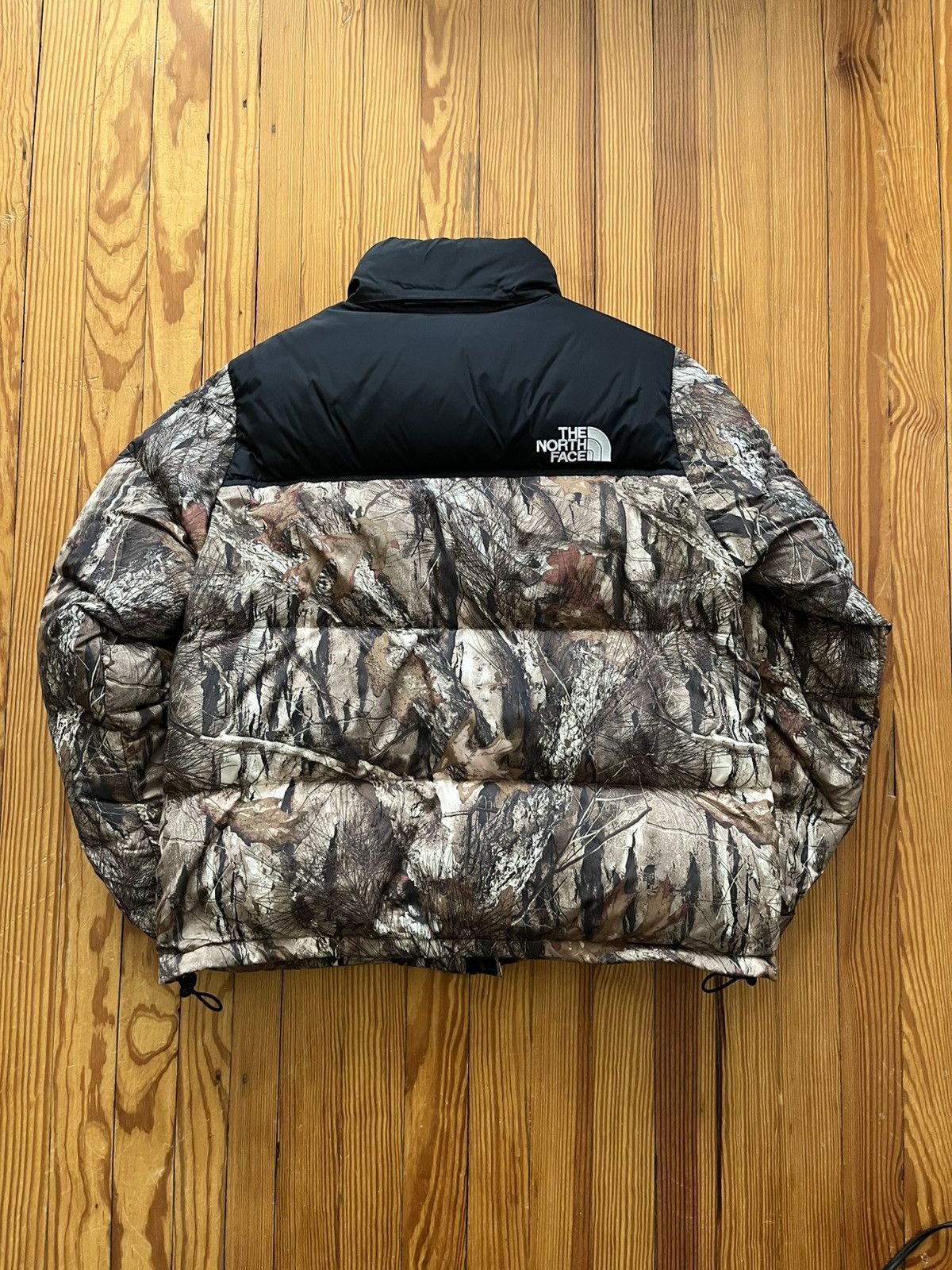 The North Face The North Face Nuptse Down Jacket Real Tree Camo Forest Size US L / EU 52-54 / 3 - 2 Thumbnail