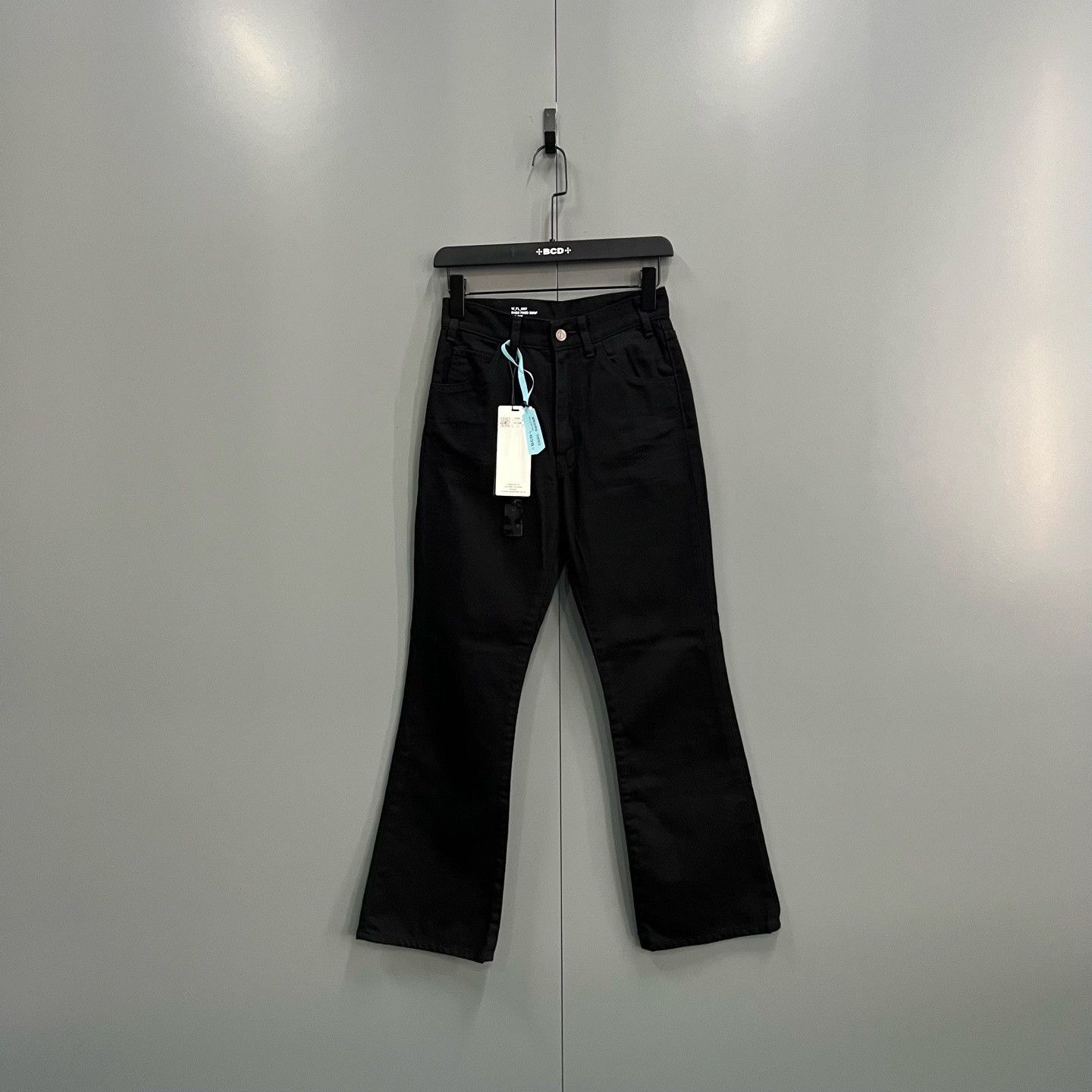 Celine Celine Denim Black Jeans 26 Women Size 26" / US 2 / IT 38 - 1 Thumbnail