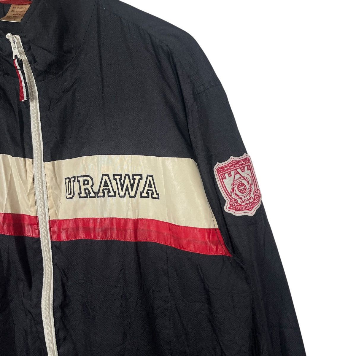 Vintage Vintage Urawa Reds Track Jacket Windbreaker Black White Red Size US L / EU 52-54 / 3 - 7 Thumbnail