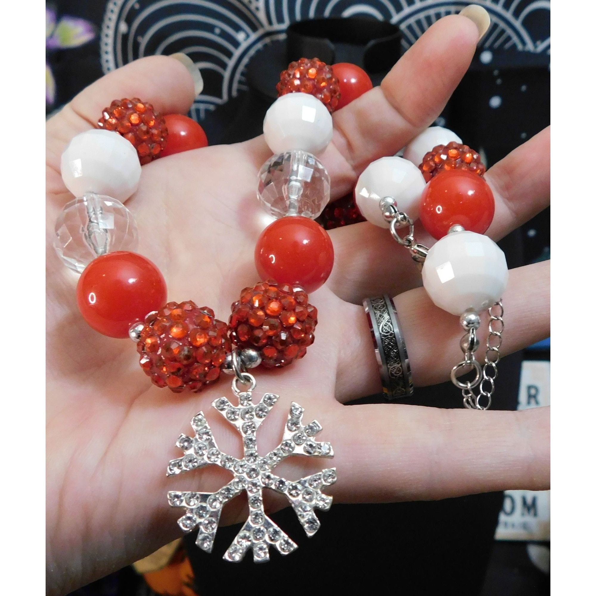 Handmade Red And White Christmas Bubblegum Beaded Snowflake Necklace Size ONE SIZE - 2 Thumbnail