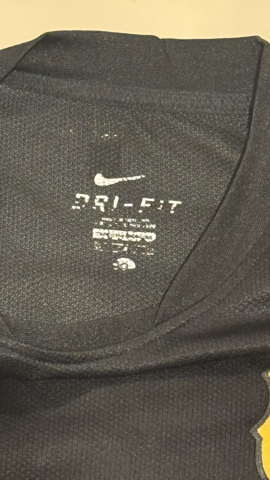 Nike Vintage Bracelona Jersey Xavi Size US XL / EU 56 / 4 - 4 Thumbnail
