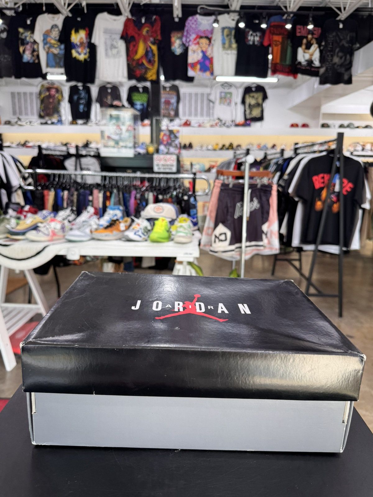 Jordan Brand Air Jordan 11 Low 72-10 Size 6 (2022) Size US 6 / EU 39 - 13 Thumbnail