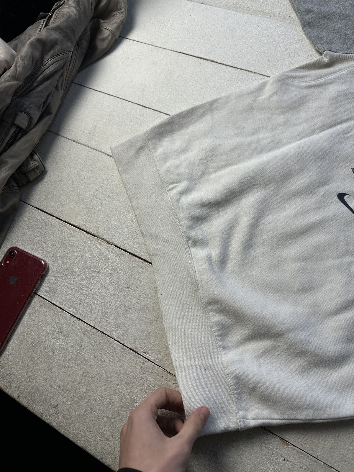 Nike 🚨Nike Y2K White BOXY Hoodie RARE Vintage Skategang Drill Size US S / EU 44-46 / 1 - 11 Thumbnail