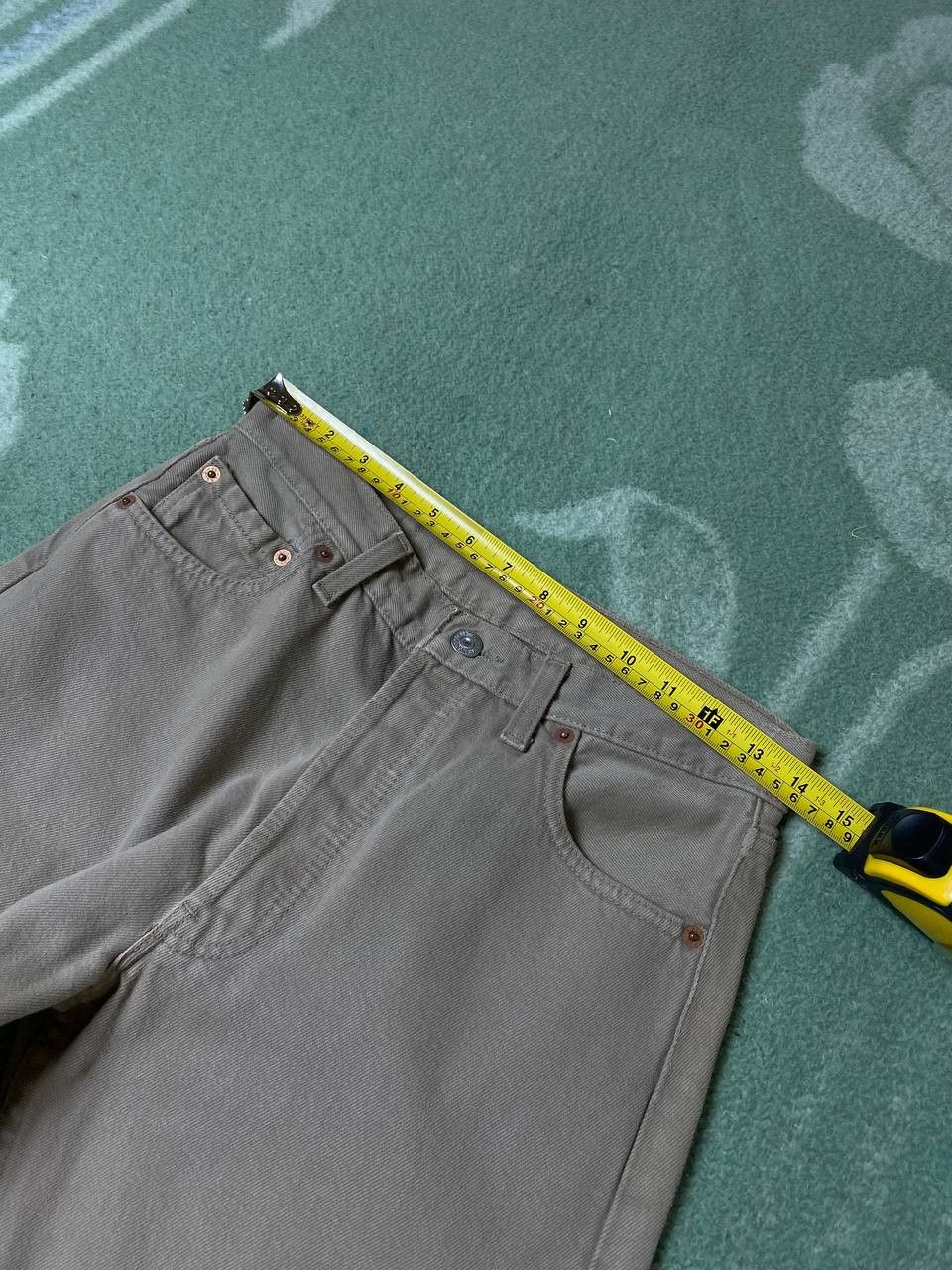 Levi's jeans beige Levi's 501 vintage Y2K w30 streetwear Size US 30 / EU 46 - 15 Thumbnail
