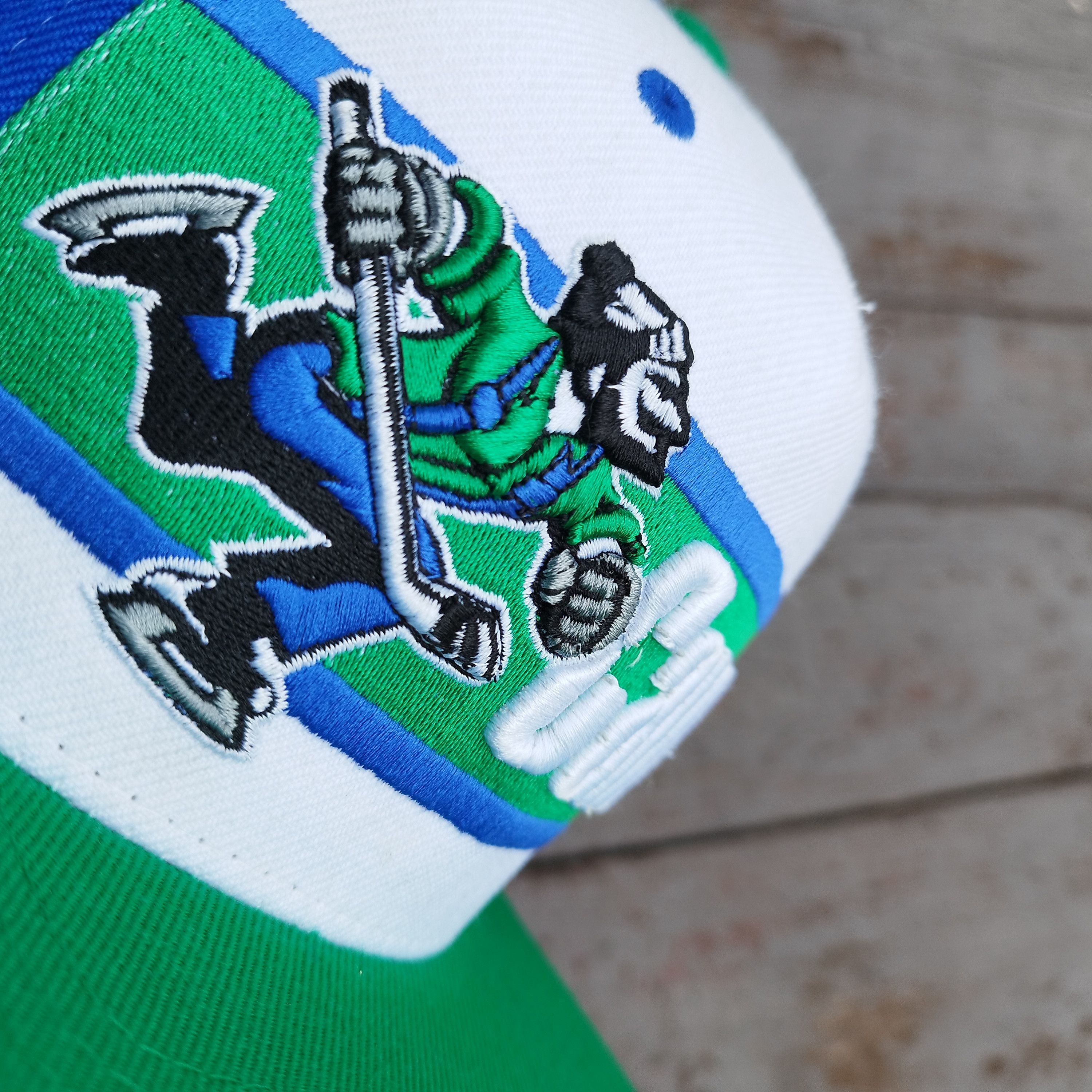 Zephyr Vintage Vancouver Canucks Zephyr Snapback Hat NHL Wool Blend Size ONE SIZE - 3 Thumbnail