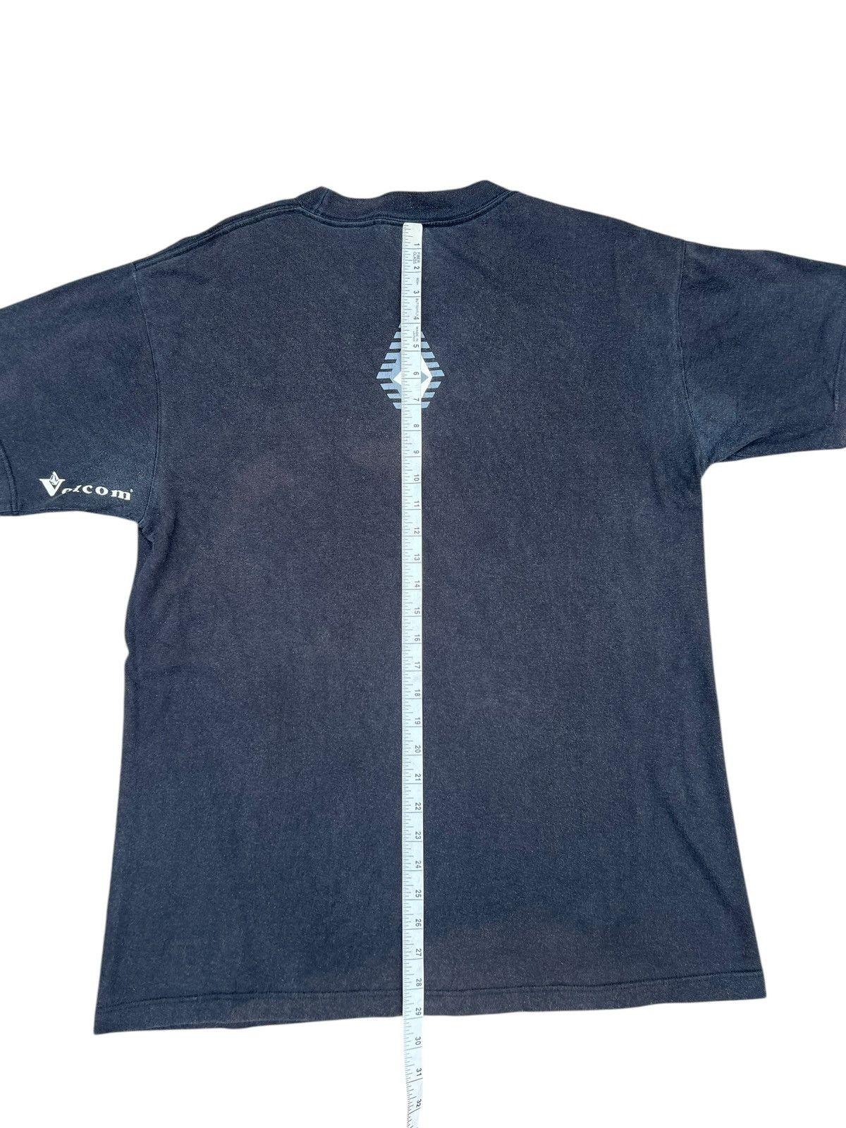 Vintage Vintage 90s Volcom Sun Faded Black Skateboard tees Size US L / EU 52-54 / 3 - 12 Thumbnail