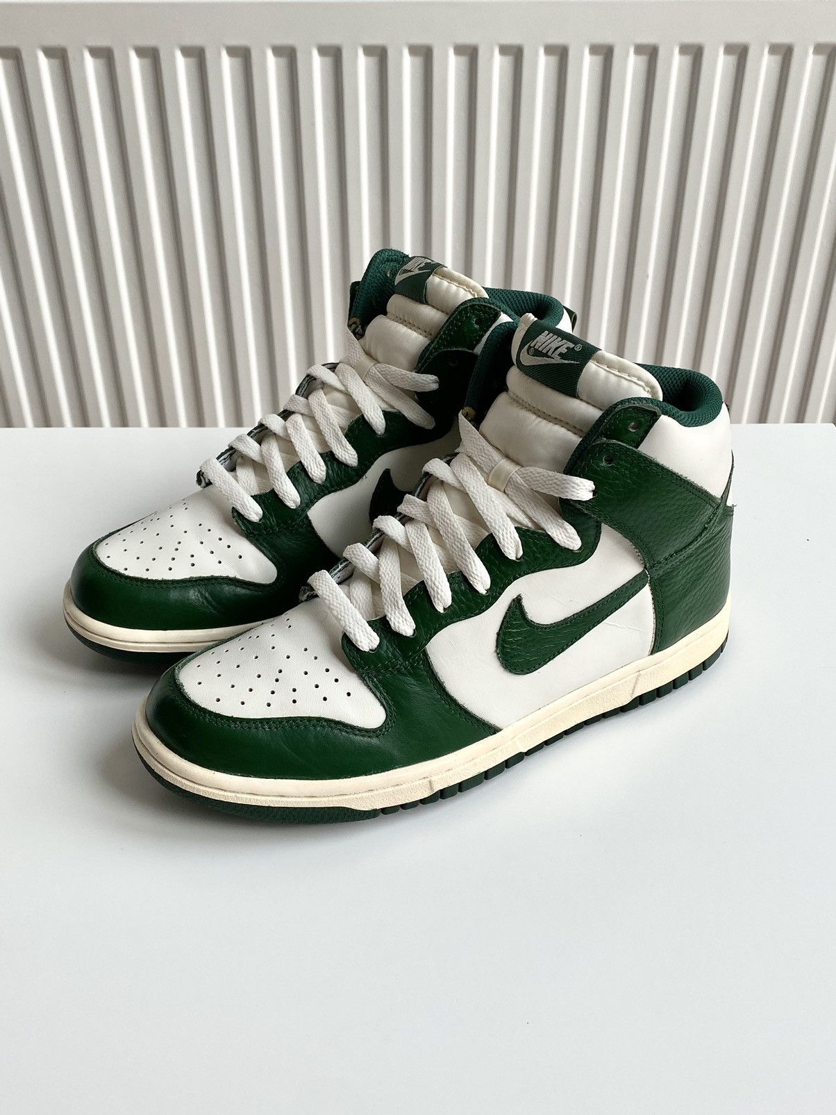 Nike 2011 Nike Dunk High Gorge Green Sail Pack Size US 8.5 / EU 41-42 - 2 Thumbnail