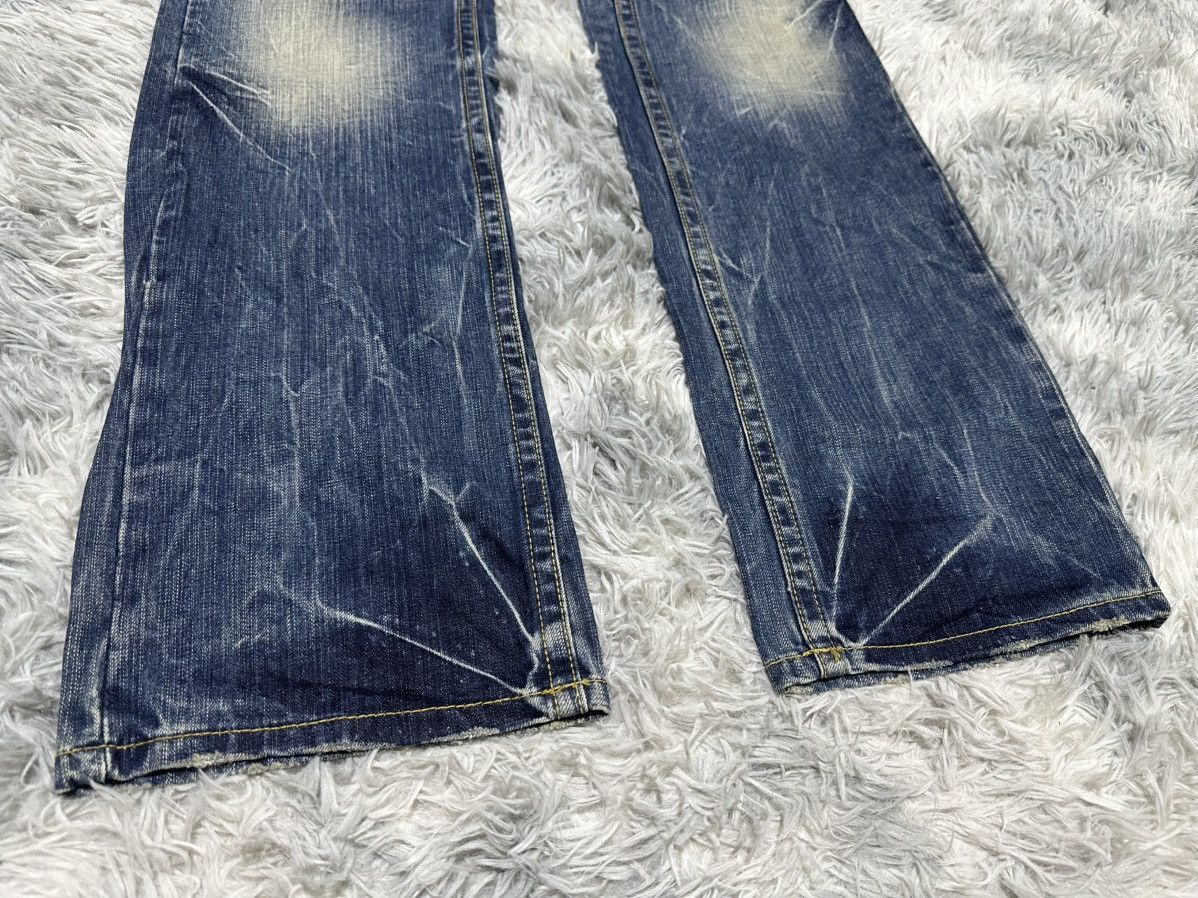 Japanese Brand 🔥Sick Y2K Red Pepper Jeans Flared Denim Distressed Size US 34 / EU 50 - 3 Thumbnail