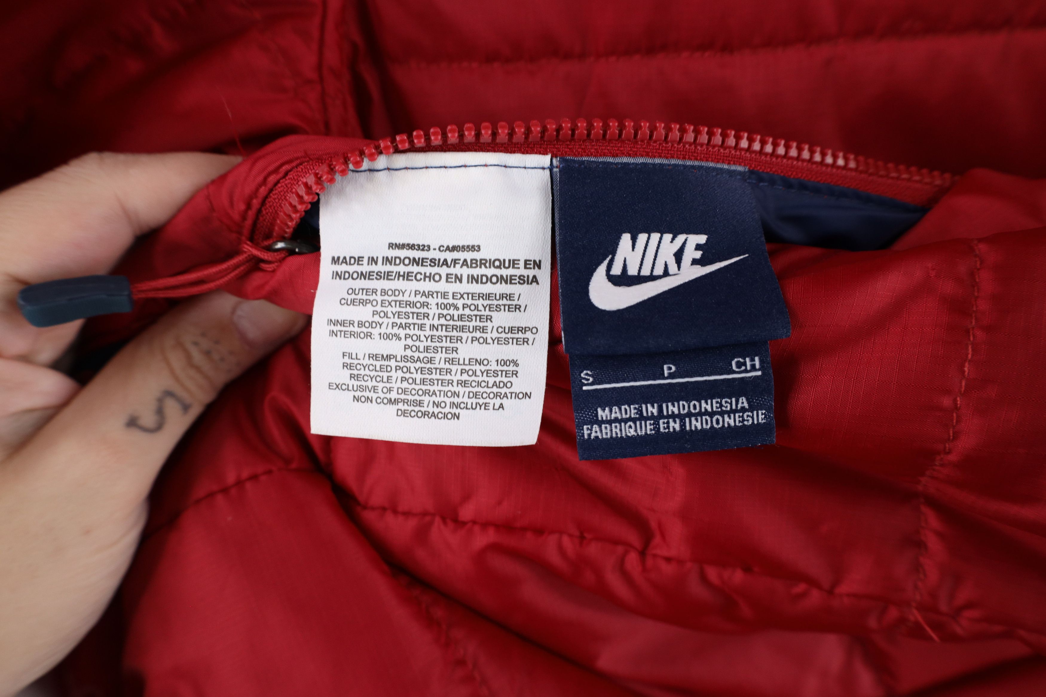 Nike × Vintage Nike Reversible Barcelona FC Soccer Football Puffer Jacket Size US S / EU 44-46 / 1 - 7 Thumbnail