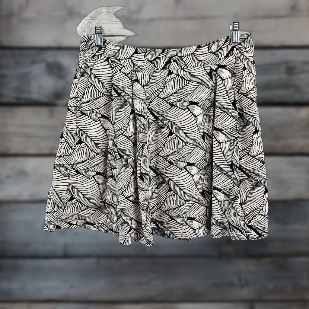 Loft Ann Taylor LOFT Womens Printed Skirt Sz 8 Black White Linen Pockets Pleated Size 30" / US 8 / IT 44 - 1 Thumbnail