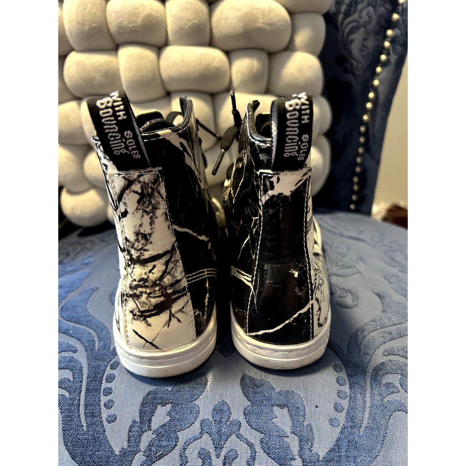 Dr. Martens Dr Martens Black White Patent Leather Leyton size 6/EU 37 Size US 6 / IT 36 - 4 Thumbnail