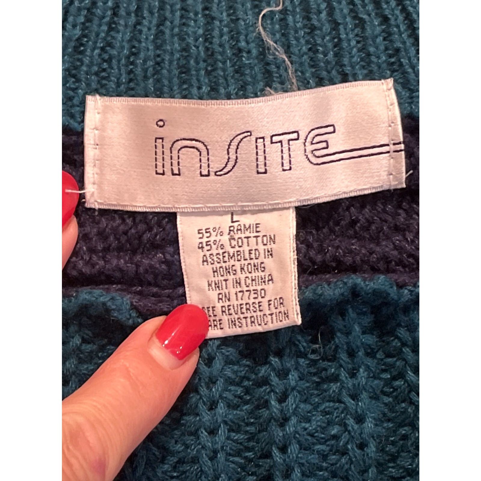 Vintage INSITE Sweater Turquoise Blue Cable Knit Navy Blue Stripe V Neck Preppy Men’s Lg Size US L / EU 52-54 / 3 - 2 Thumbnail