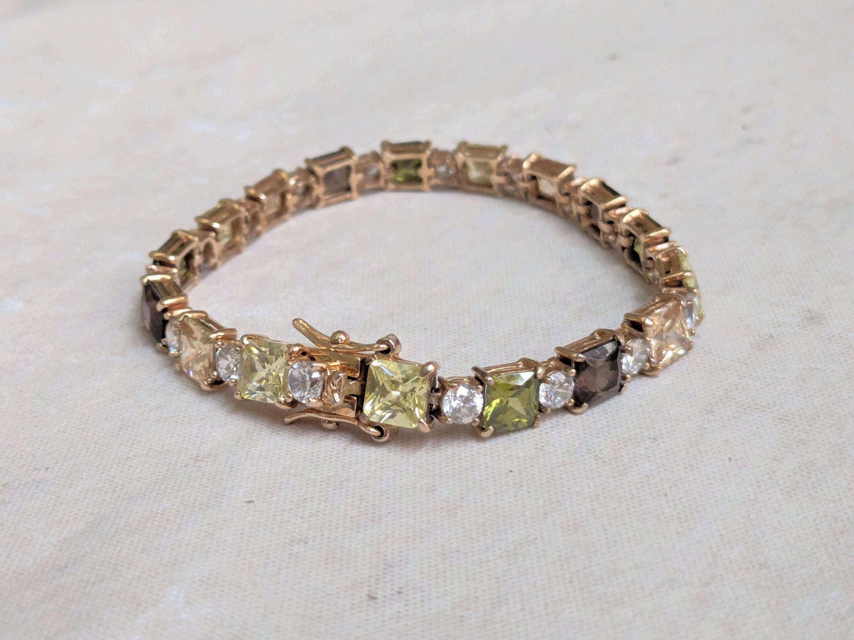 Jewelry Sterling Silver Tennis Bracelet Green Clear Gold 7.25" Size ONE SIZE - 1 Thumbnail