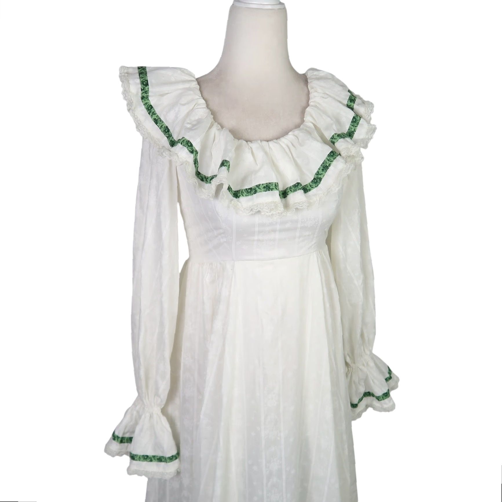 Vintage VINTAGE 70s White Floral Maxi Dress XS Women Long Sleeve Bohemian Prairie Frilly Collar Flounce Belt Formal Party/Cocktail Dress Size XS / US 0-2 / IT 36-38 - 6 Thumbnail