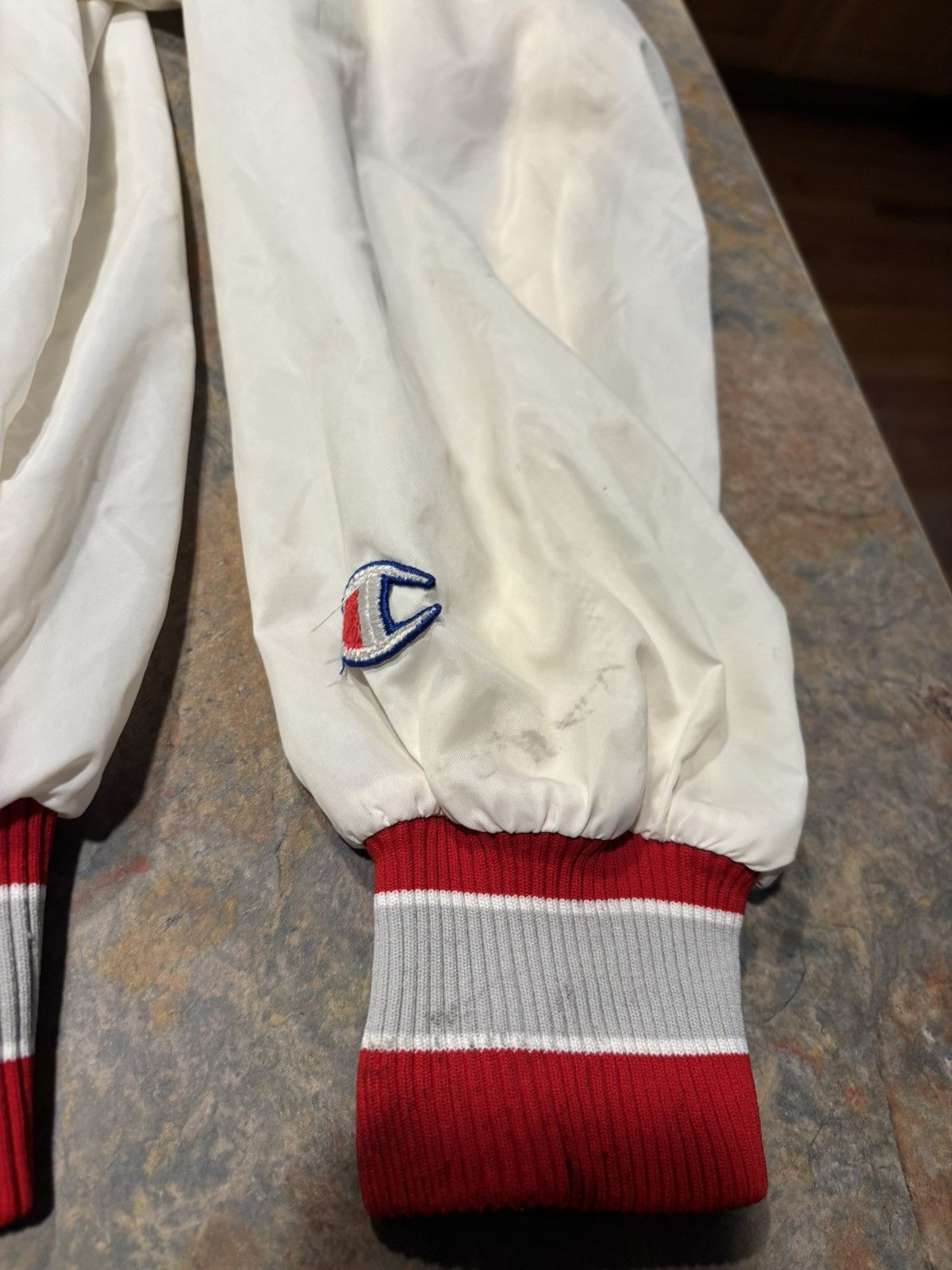 Champion Vintage Champion Made In USA University Of Wisconsin Jacket Size US M / EU 48-50 / 2 - 4 Thumbnail