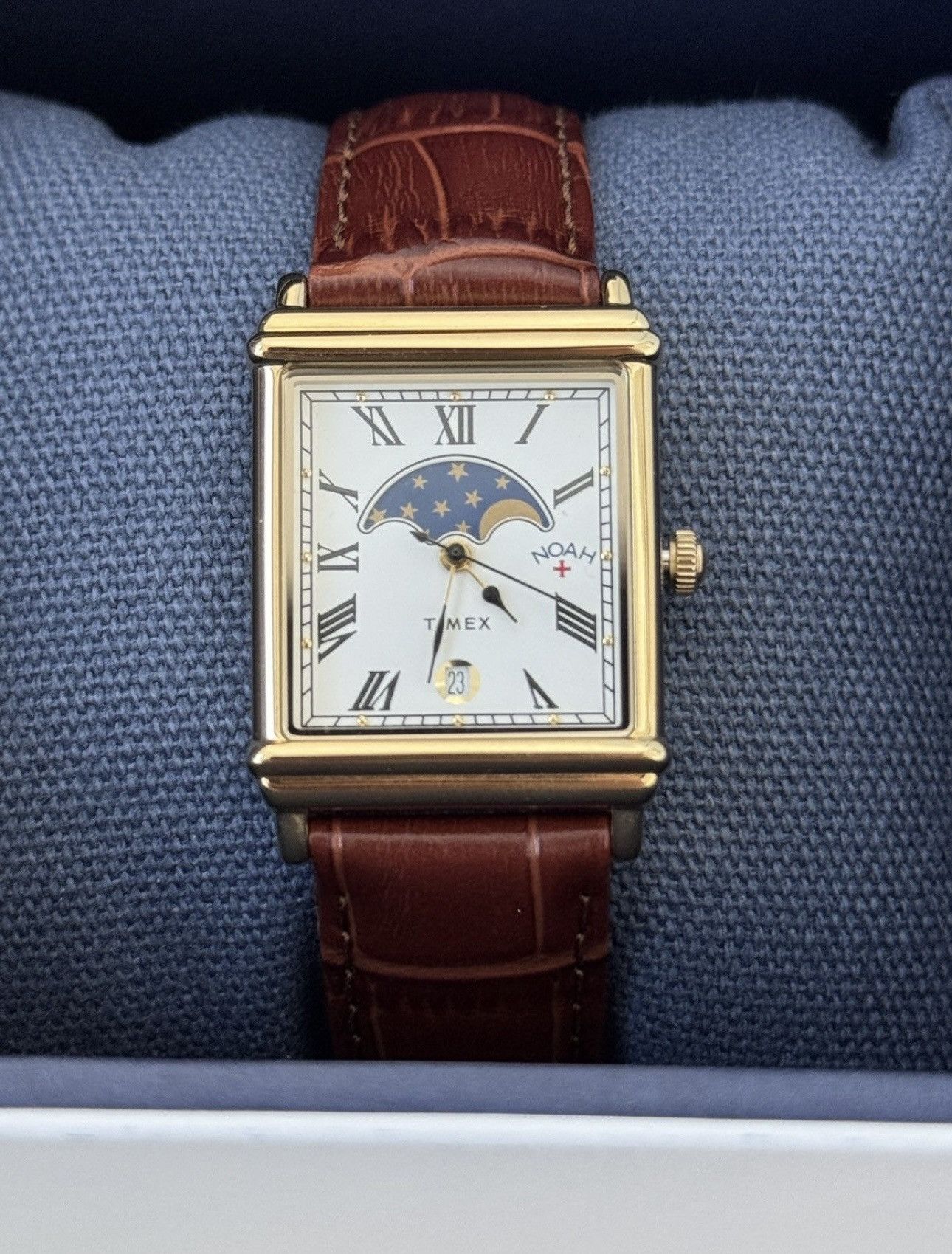 Noah Noah x Timex Watch collab Size ONE SIZE - 2 Thumbnail