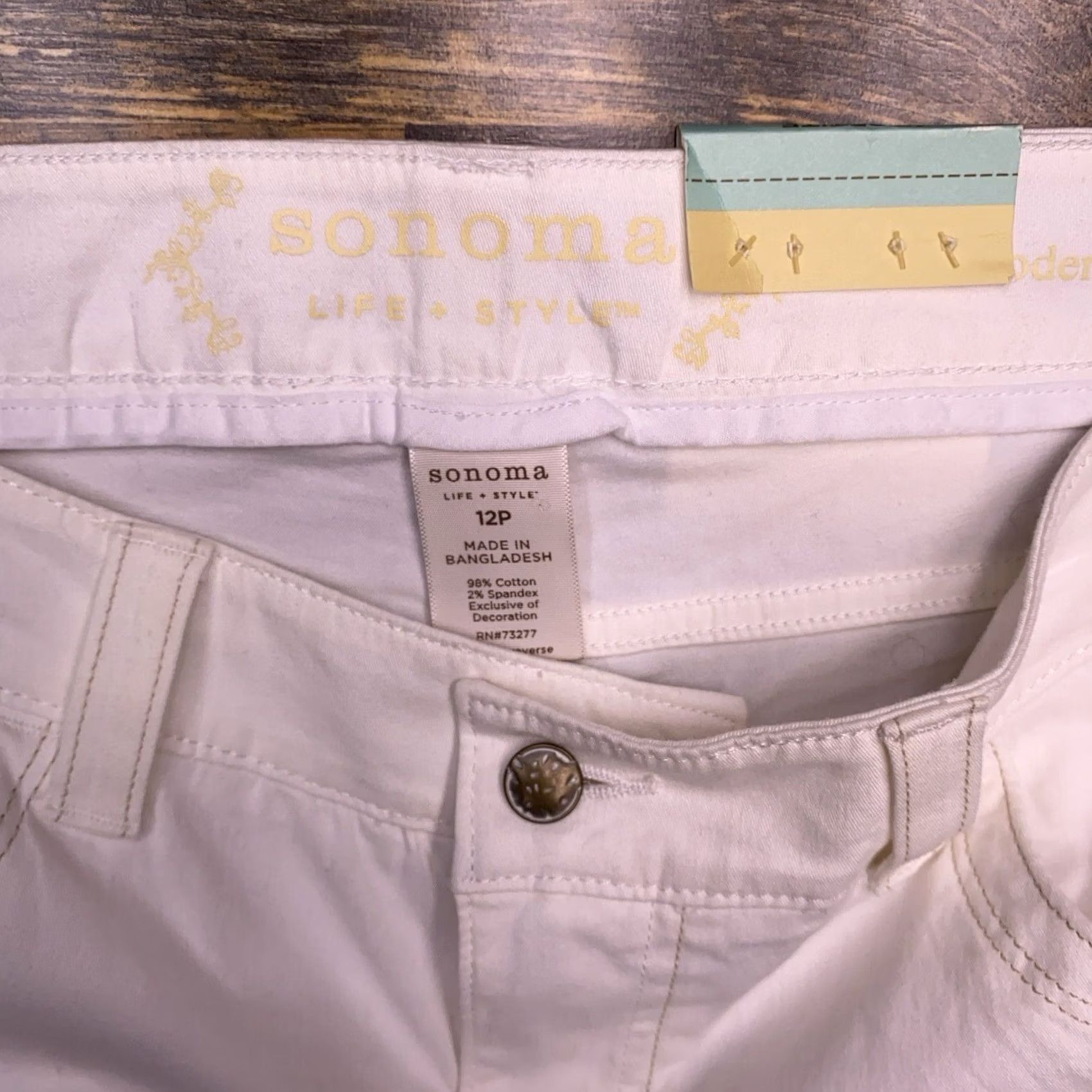 Vintage VINTAGE? No — Sonoma Capri Pants 12 Petite White Modern Fit Stretch Zipper New Size 34" / US 12 / IT 48 - 4 Thumbnail