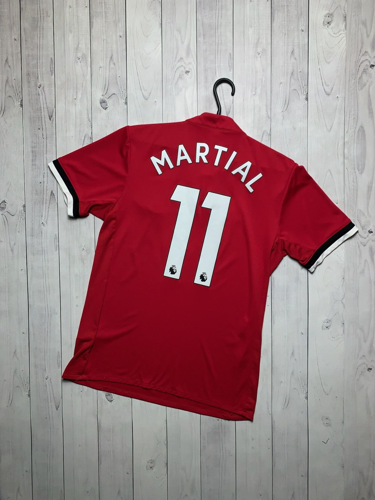 Adidas Vintage adidas Manchester United soccer jersey S 11 Martial Size US S / EU 44-46 / 1 - 1 Thumbnail