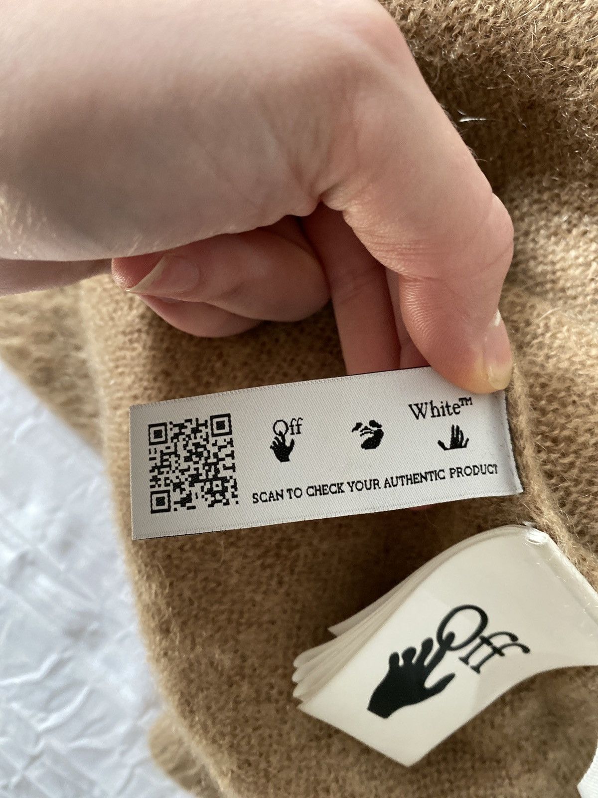 Off-White Offwhite mohair crosses hoodie L Size US L / EU 52-54 / 3 - 11 Thumbnail
